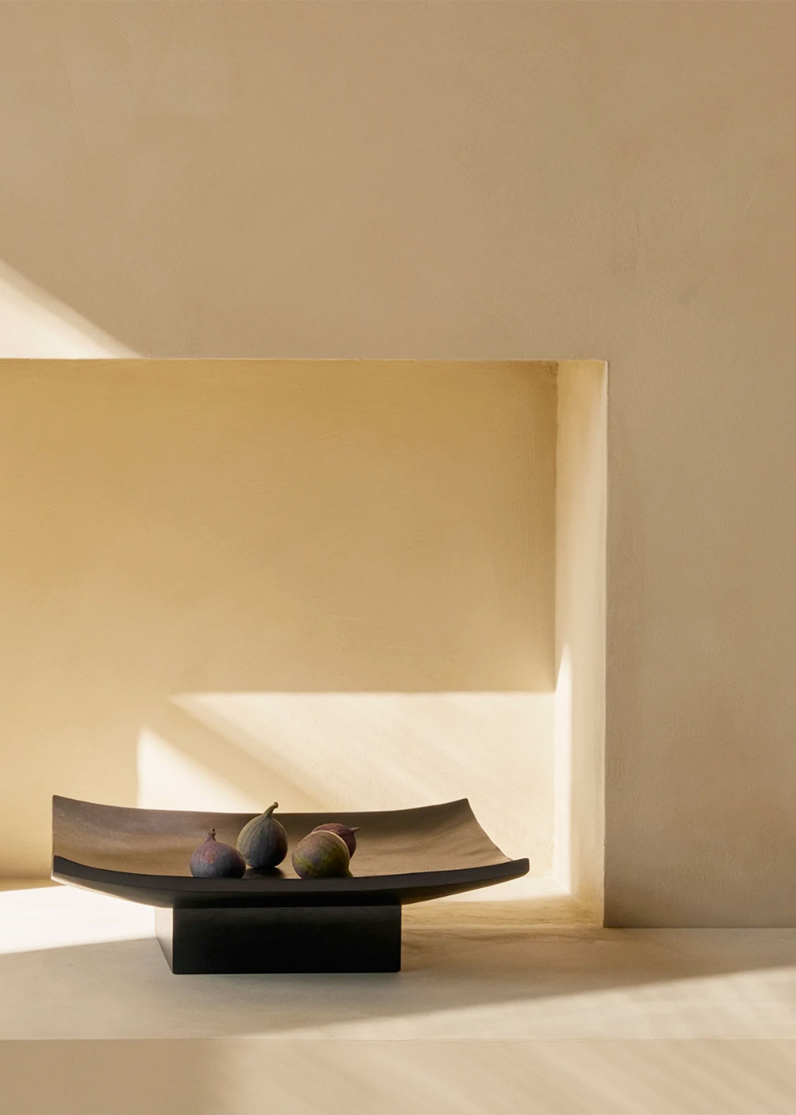 MENU - Platte - Relevé Platter - Black