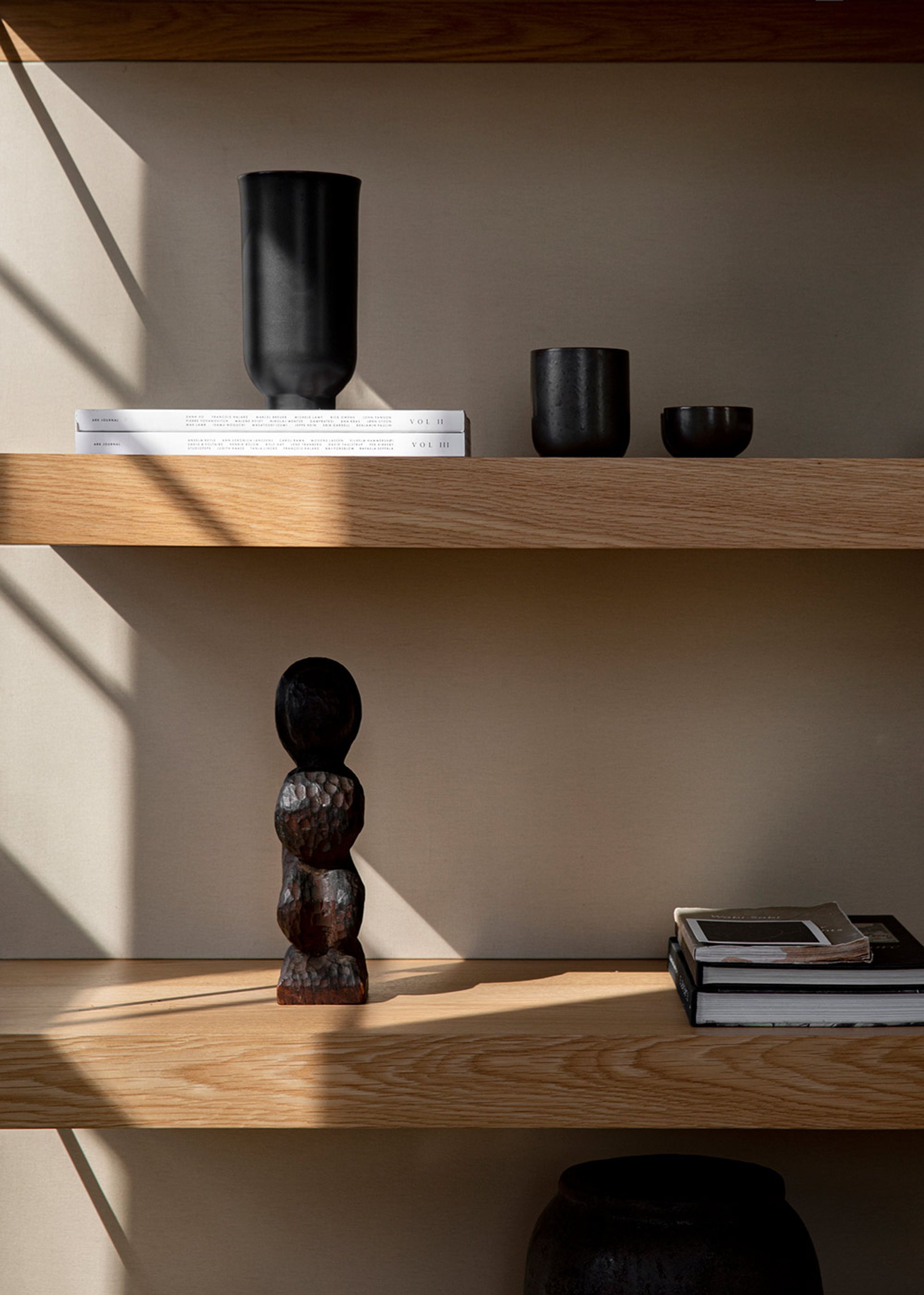 MENU - Reol - Zet Storage System - H70 - Black Steel / Dark Stained Oak