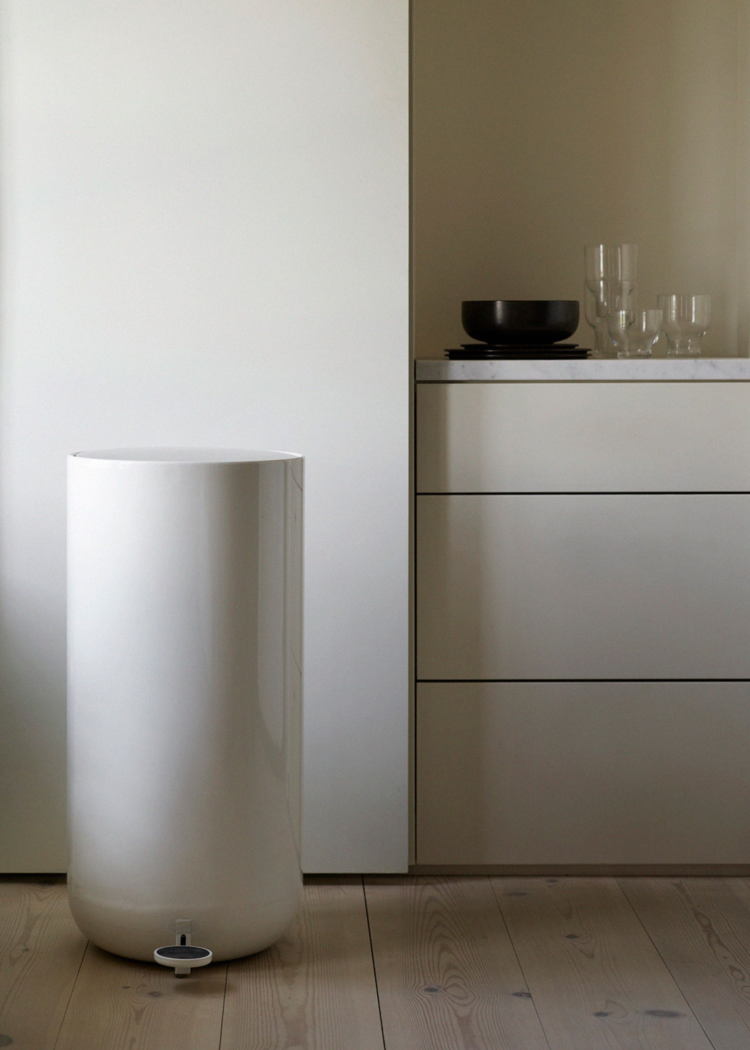 MENU - - Pedal Bin - Black