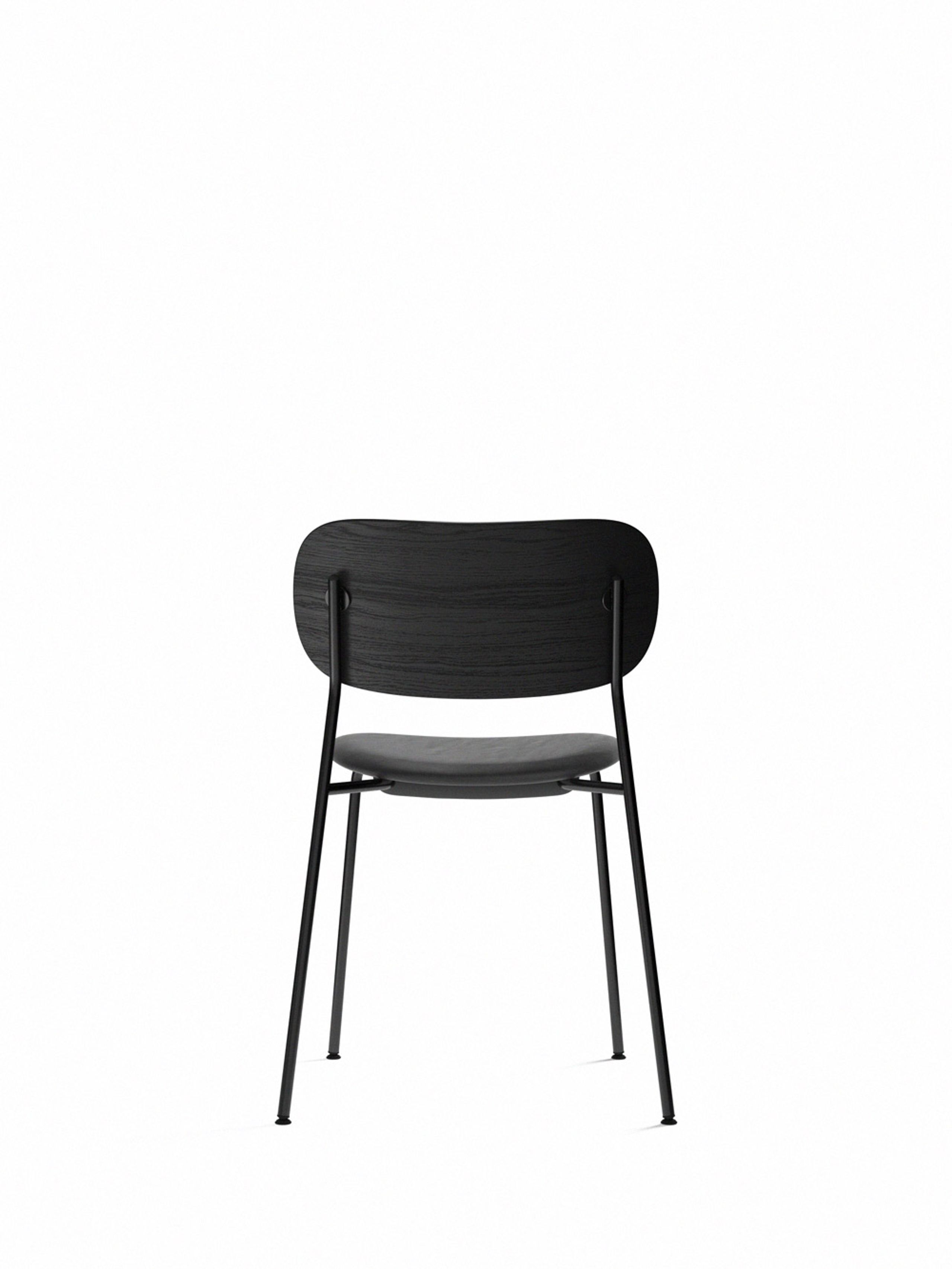MENU - Krzesło - Co Chair / Black Base - Upholstery: Dakar 0842 / Black Oak