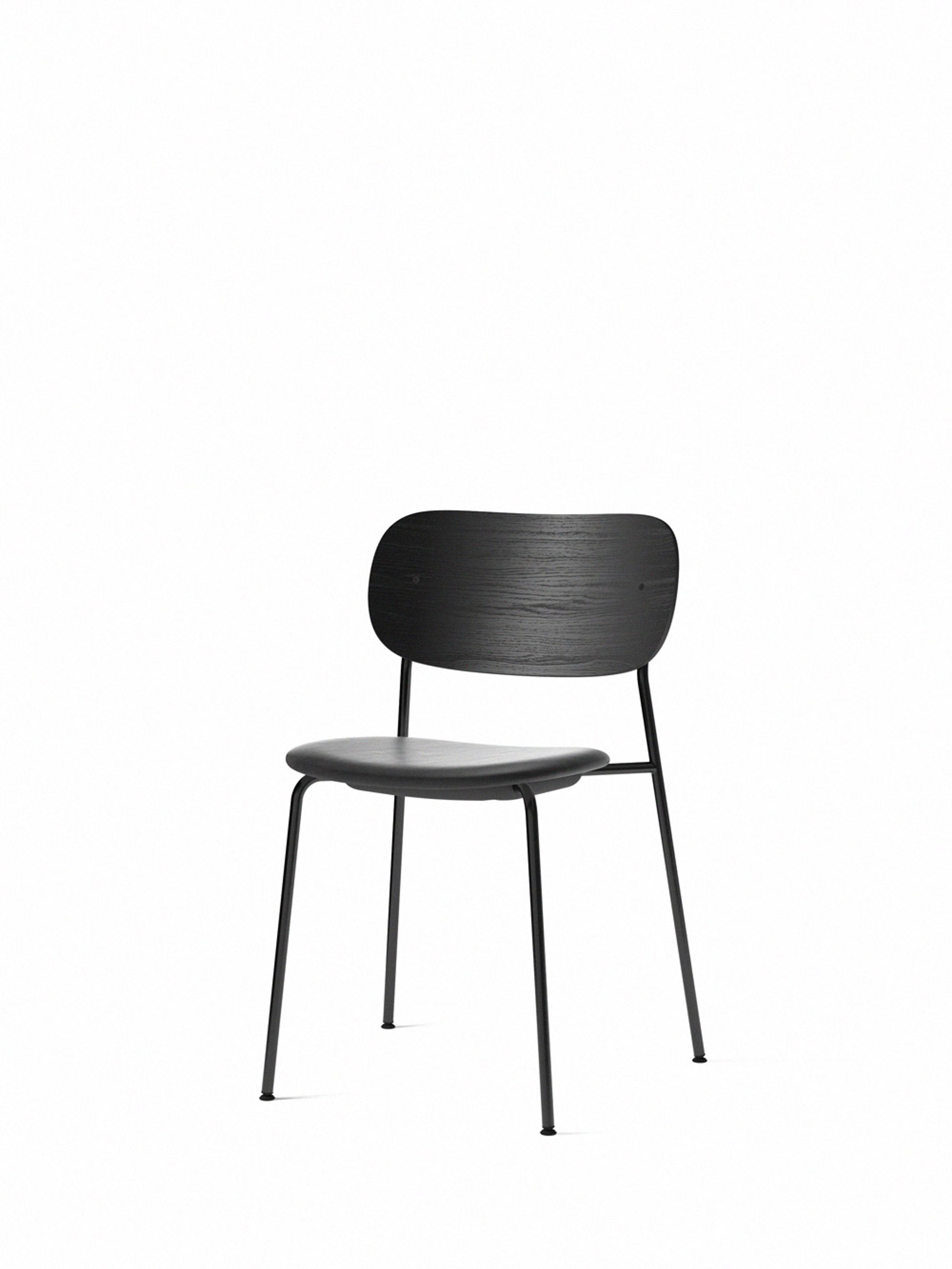 MENU - Krzesło - Co Chair / Black Base - Upholstery: Dakar 0842 / Black Oak