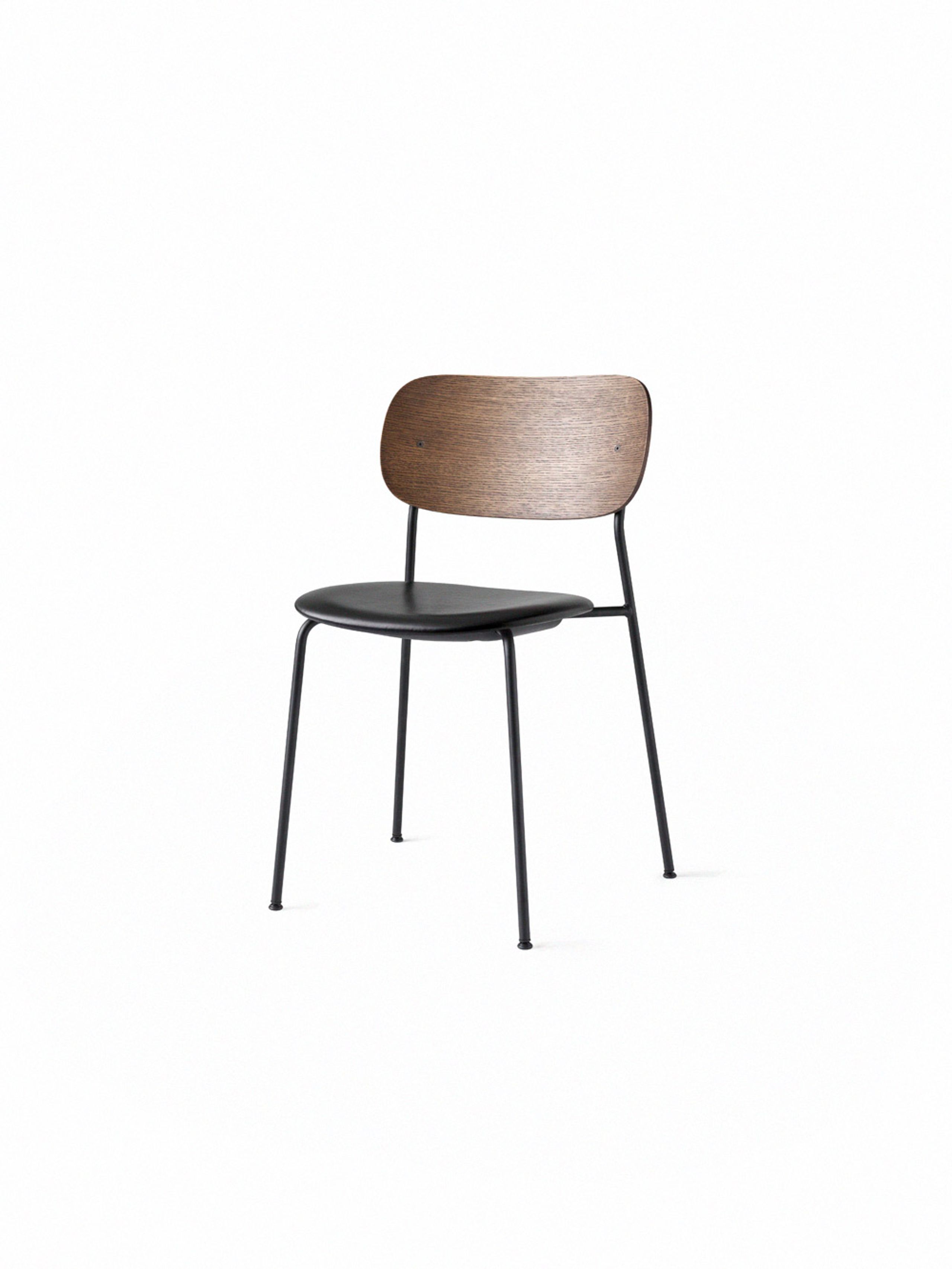 MENU - Stuhl - Co Chair / Black Base - Upholstery: Dakar 0842 / Dark Stained Oak