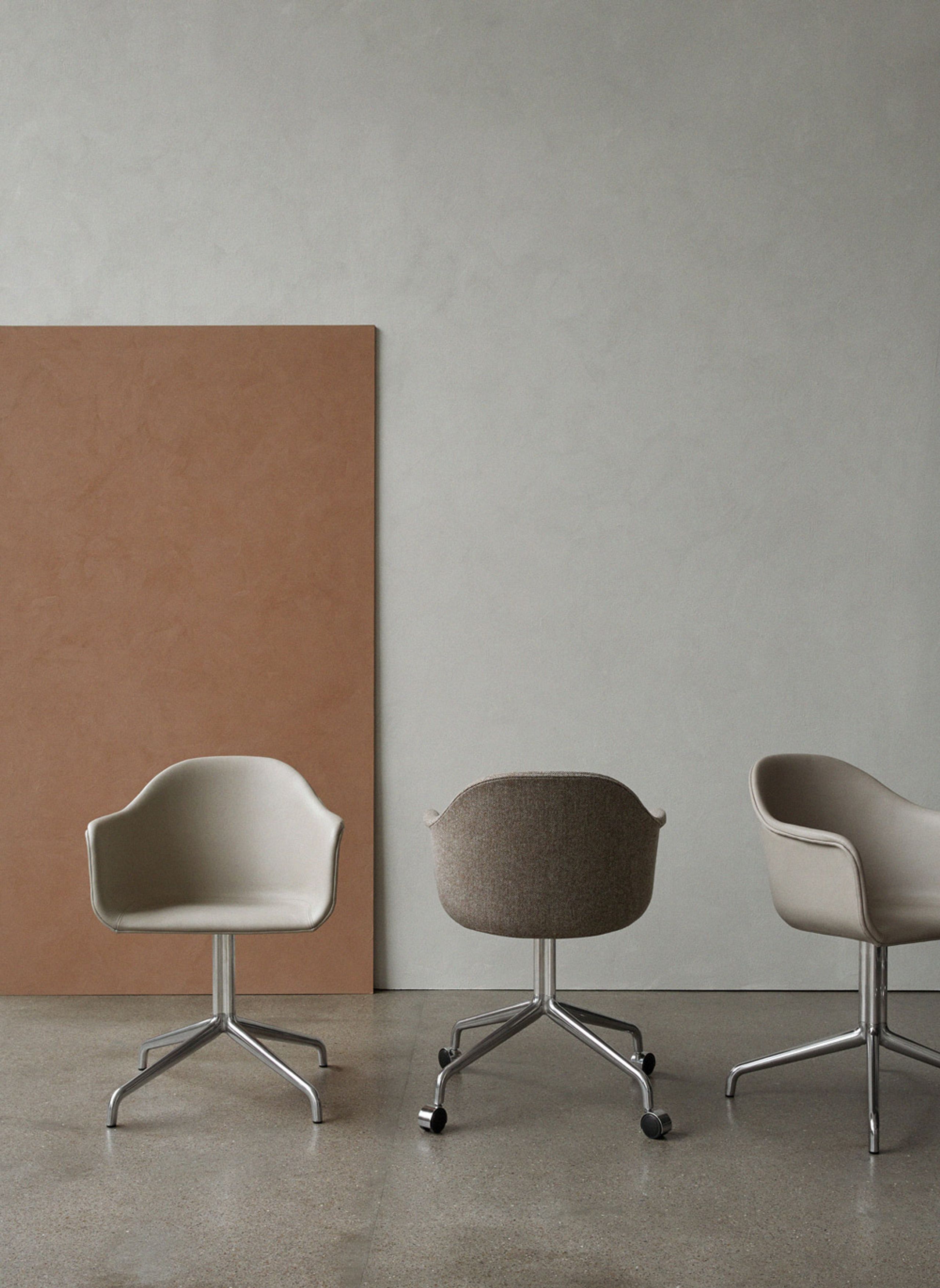 MENU - Krzesło - Harbour Dining Chair / Black Star Base w. Swivel - Upholstery: Hallingdal 65, 0270