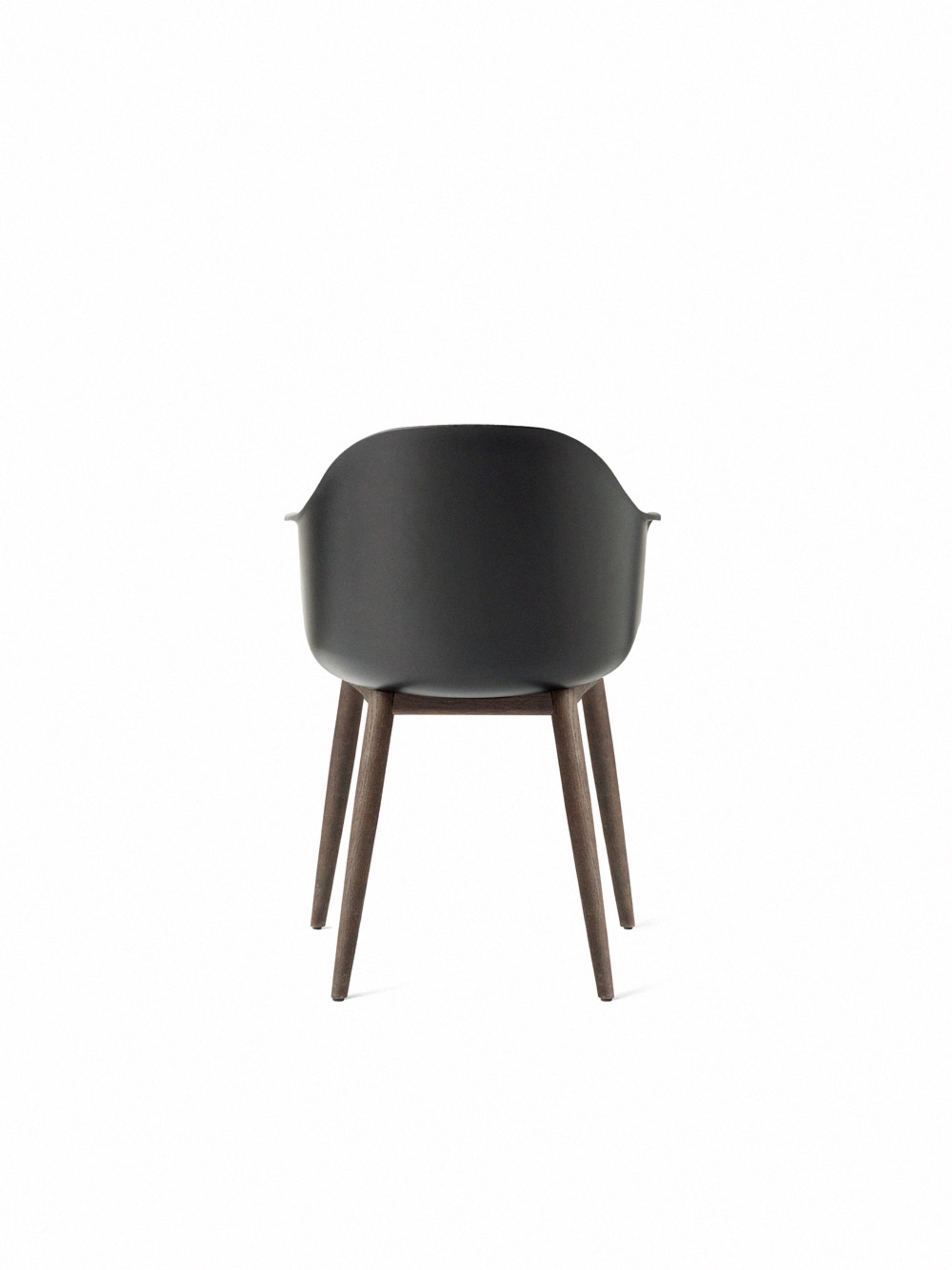 MENU - Stol - Harbour Dining Chair / Dark Stained Oak Base - Black