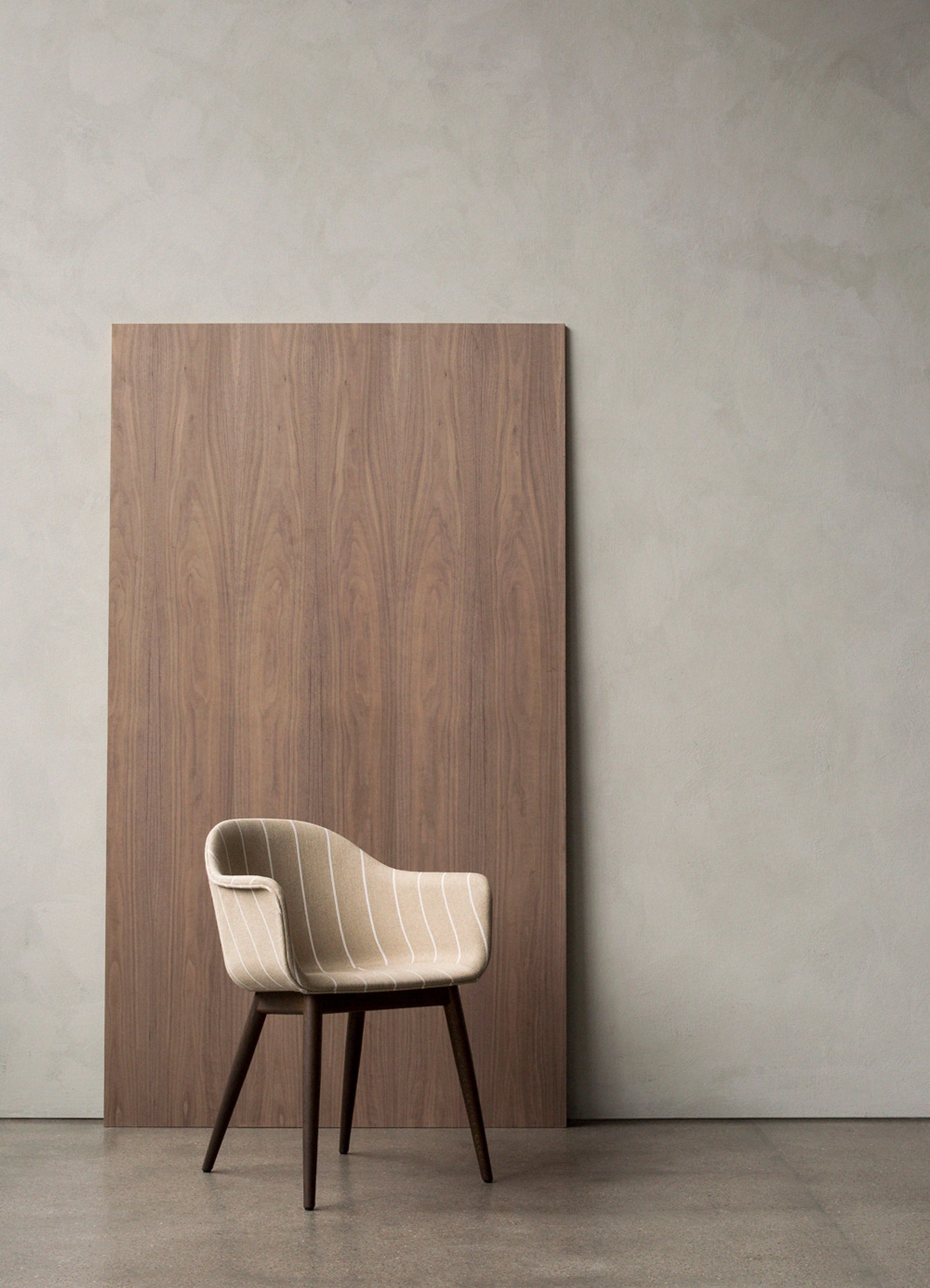 MENU - Sedia - Harbour Dining Chair / Natural Oak Base - Burned Red