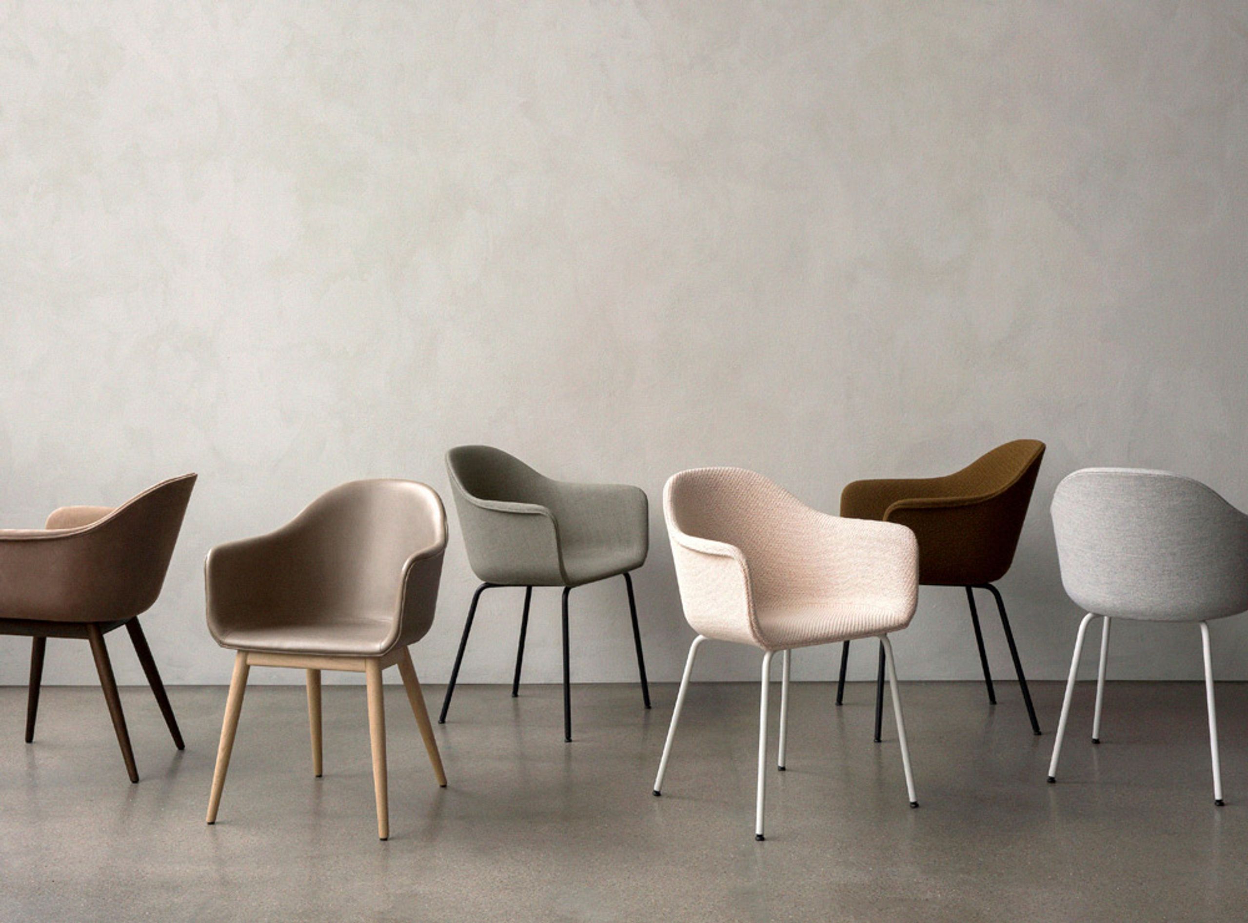 MENU - Sedia - Harbour Dining Chair / Natural Oak Base - Burned Red