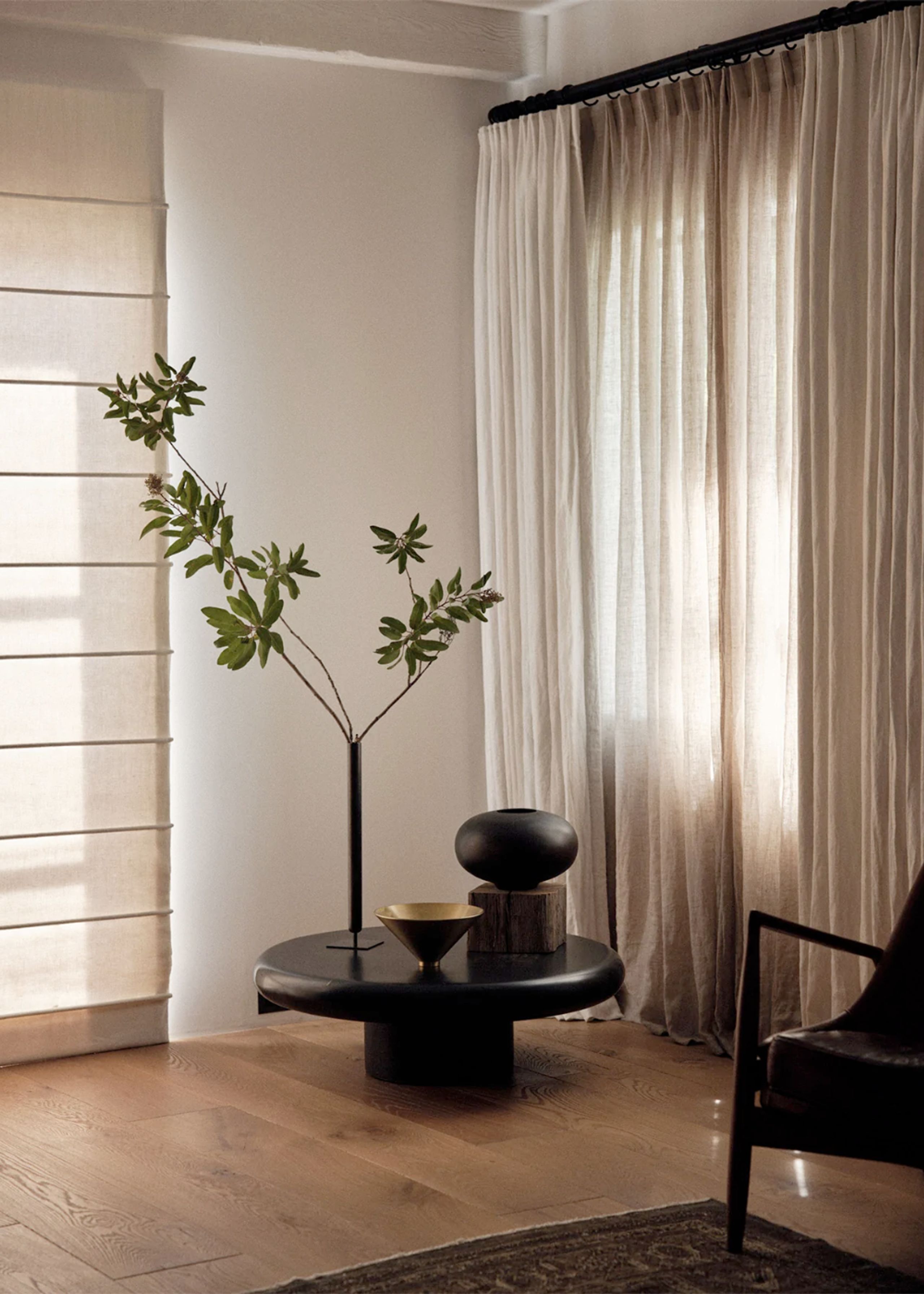 MENU - Vase - Stance Vase - H40 - Black/dark