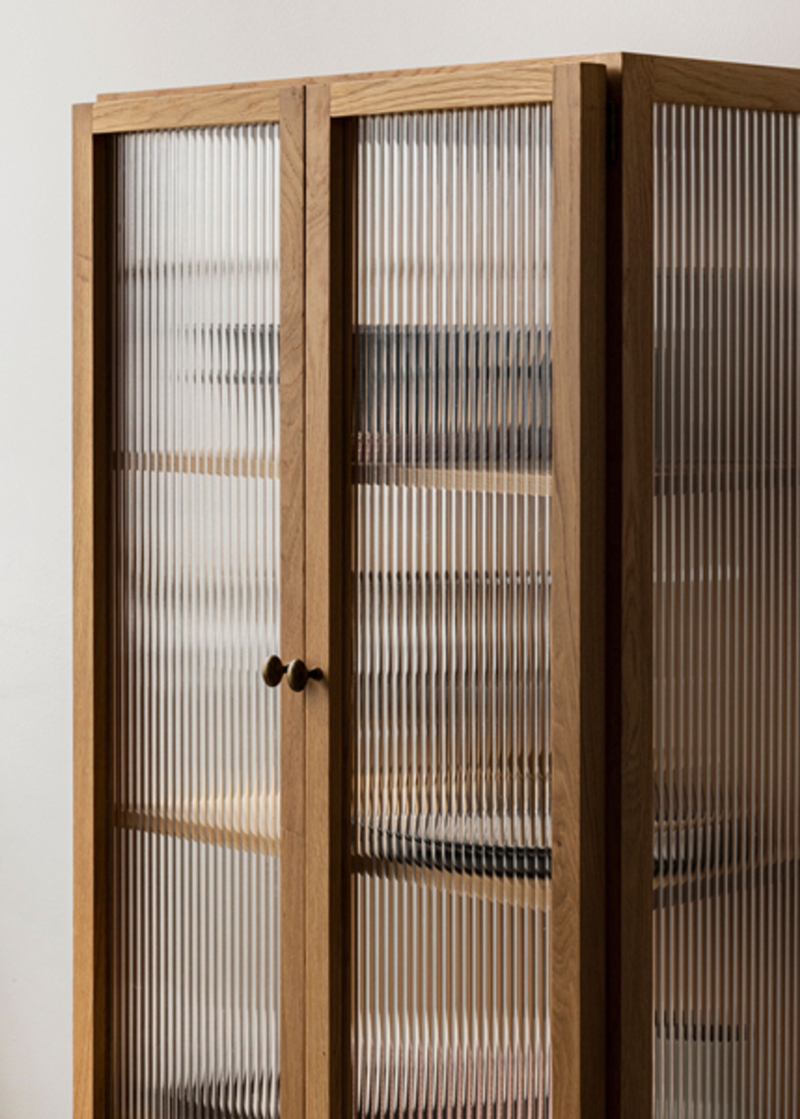 MENU - Vitrineskab - Curiosity Cabinet - Brown, Clear