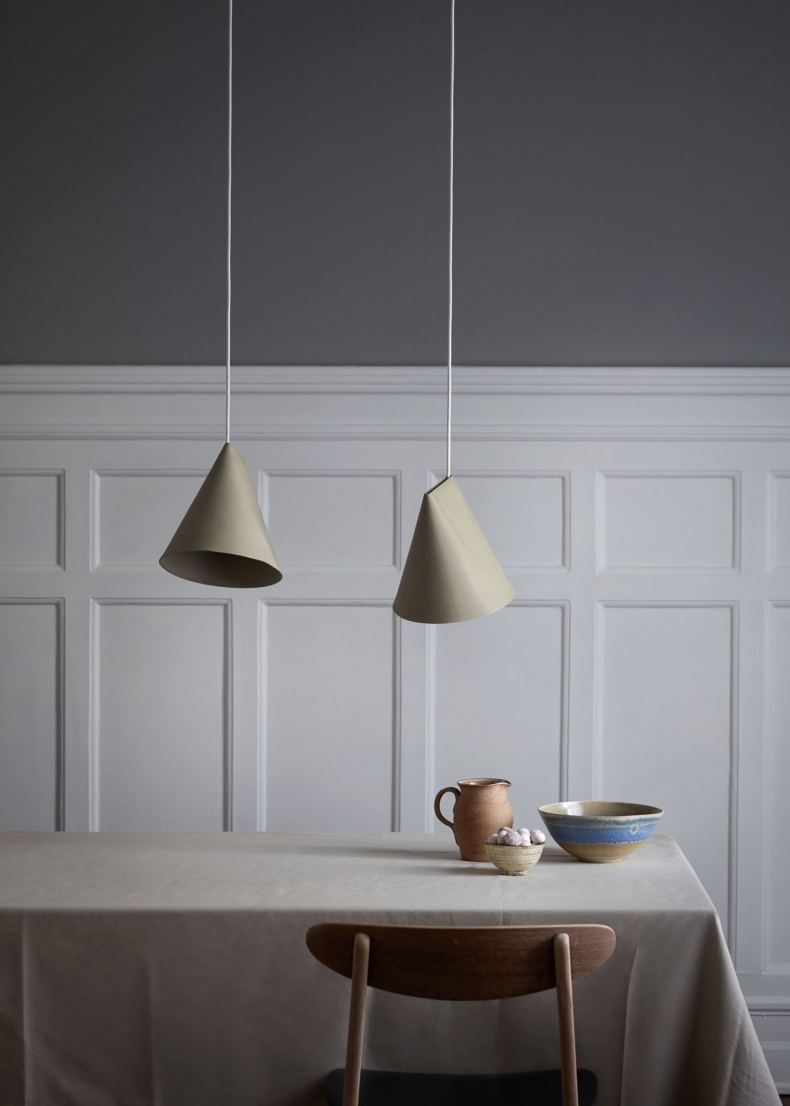 MOEBE - Lampe - Ceramic Pendant - Wide - Light Grey