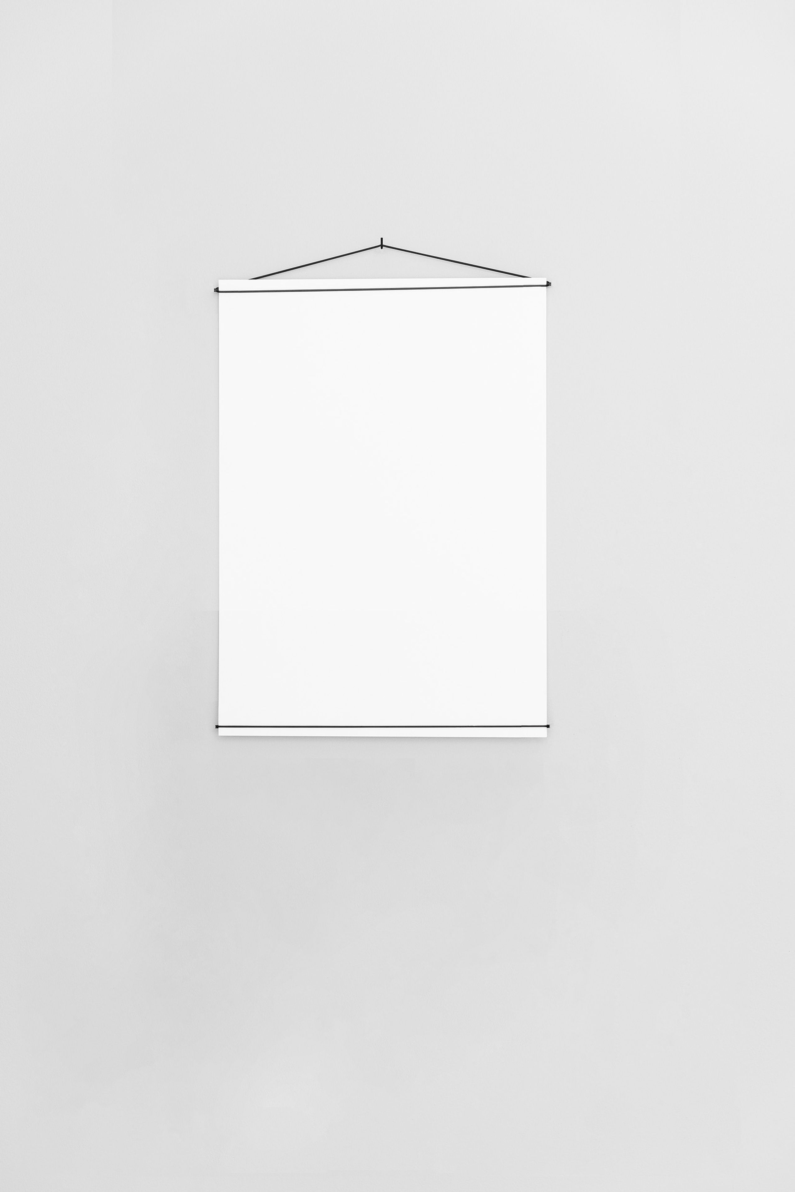 MOEBE - Candlestick - Poster Hanger - Small - Black