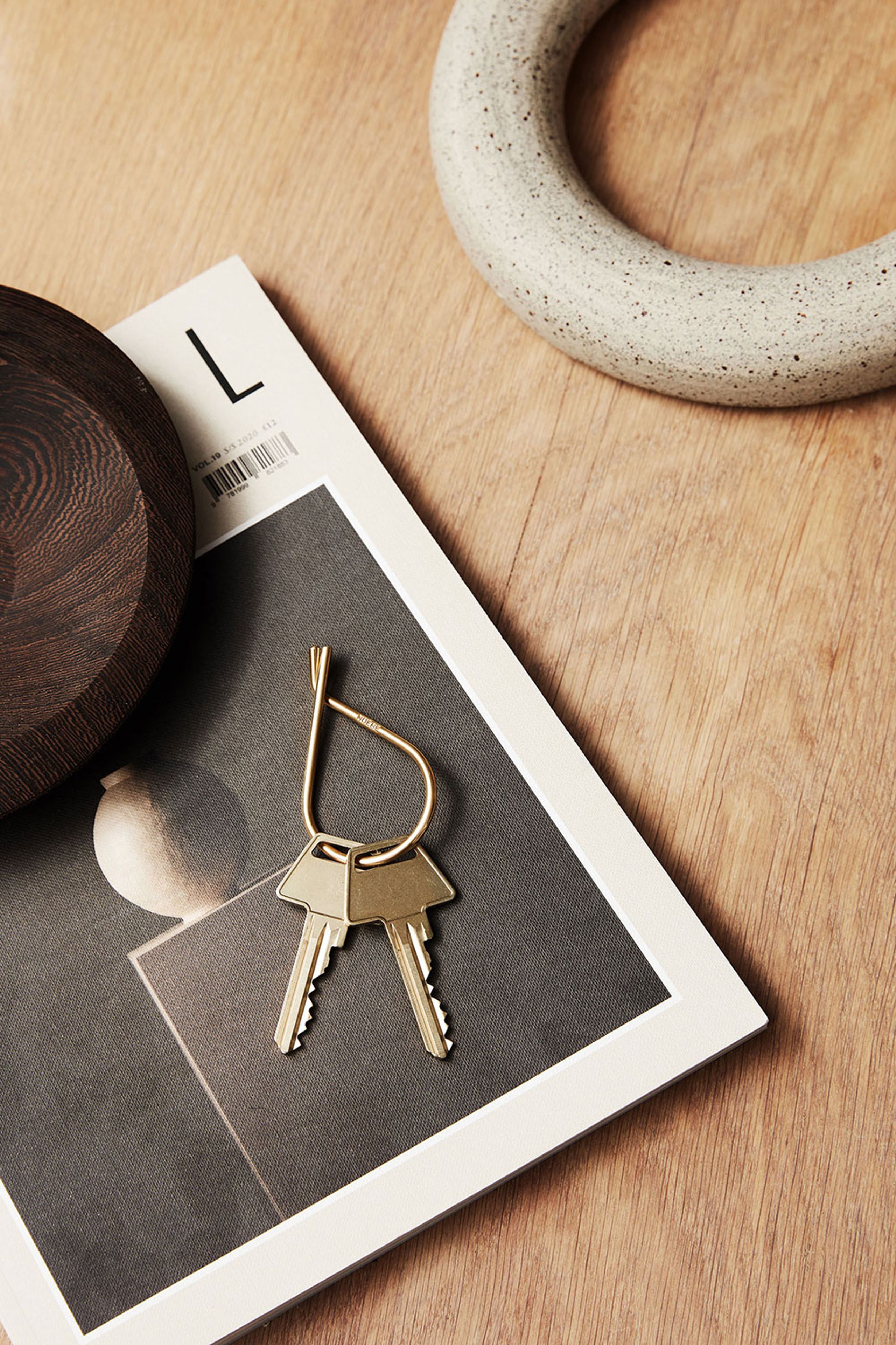 MOEBE - Keychain - Key Ring - Brass