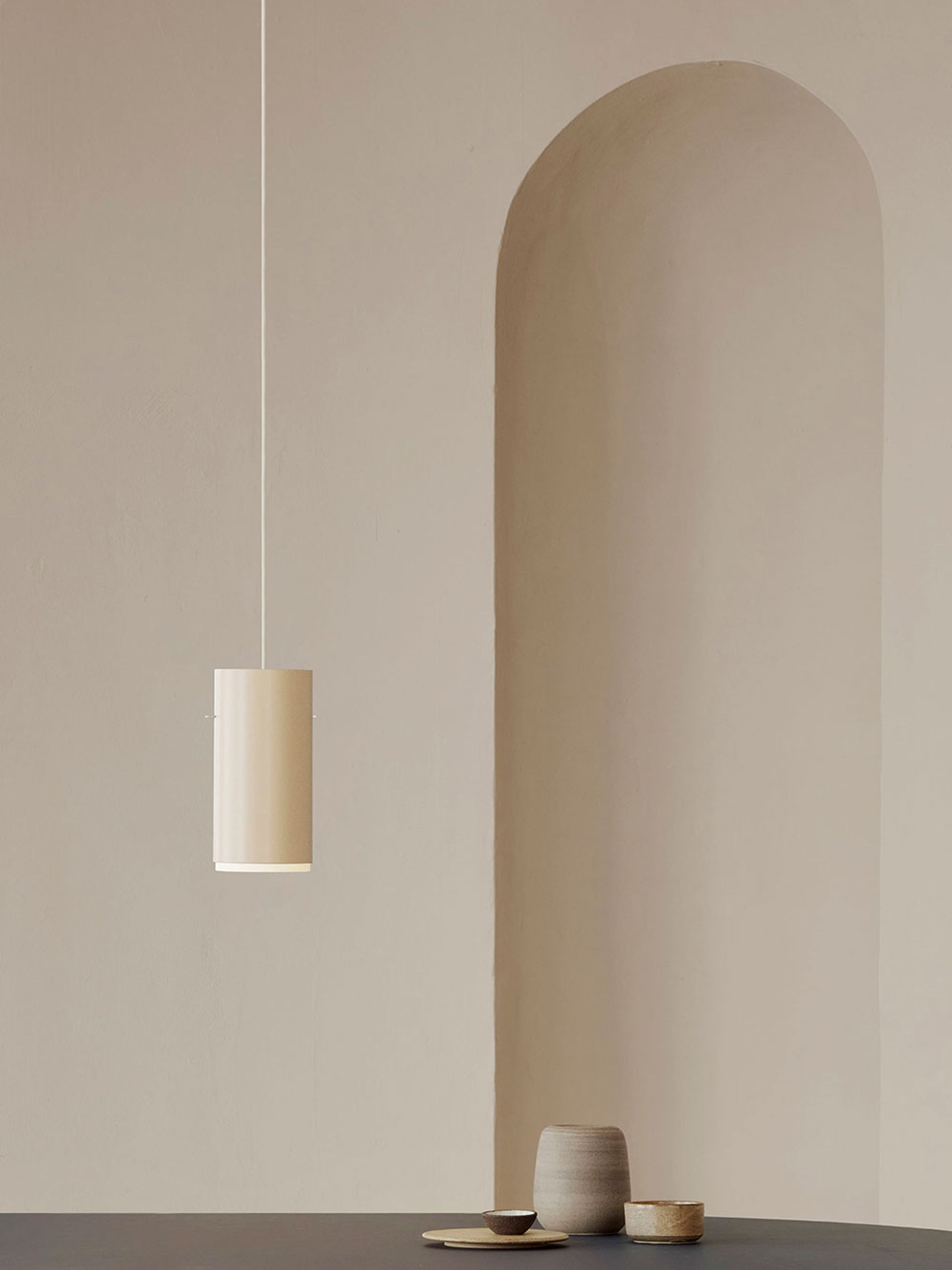 MOEBE - Pendant Lamp - Tube Pendant - Small - Beige