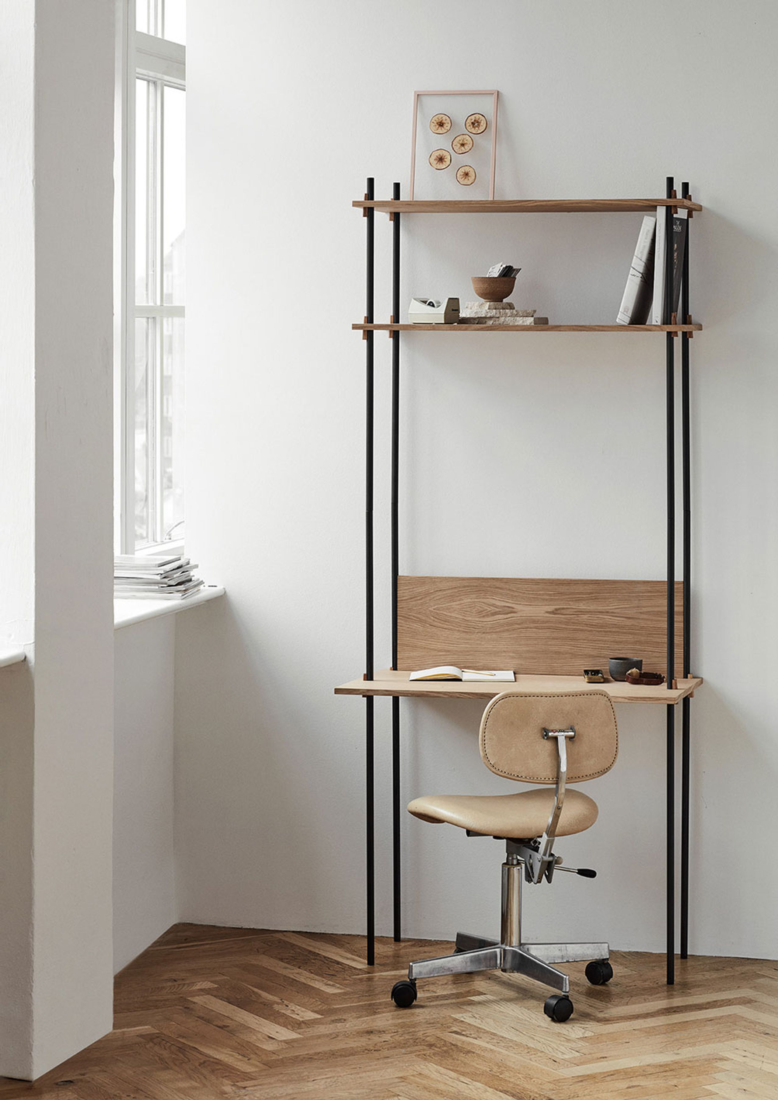 MOEBE - Reol - Shelving system - S.200.1.D - Egetræ / Varm Grå