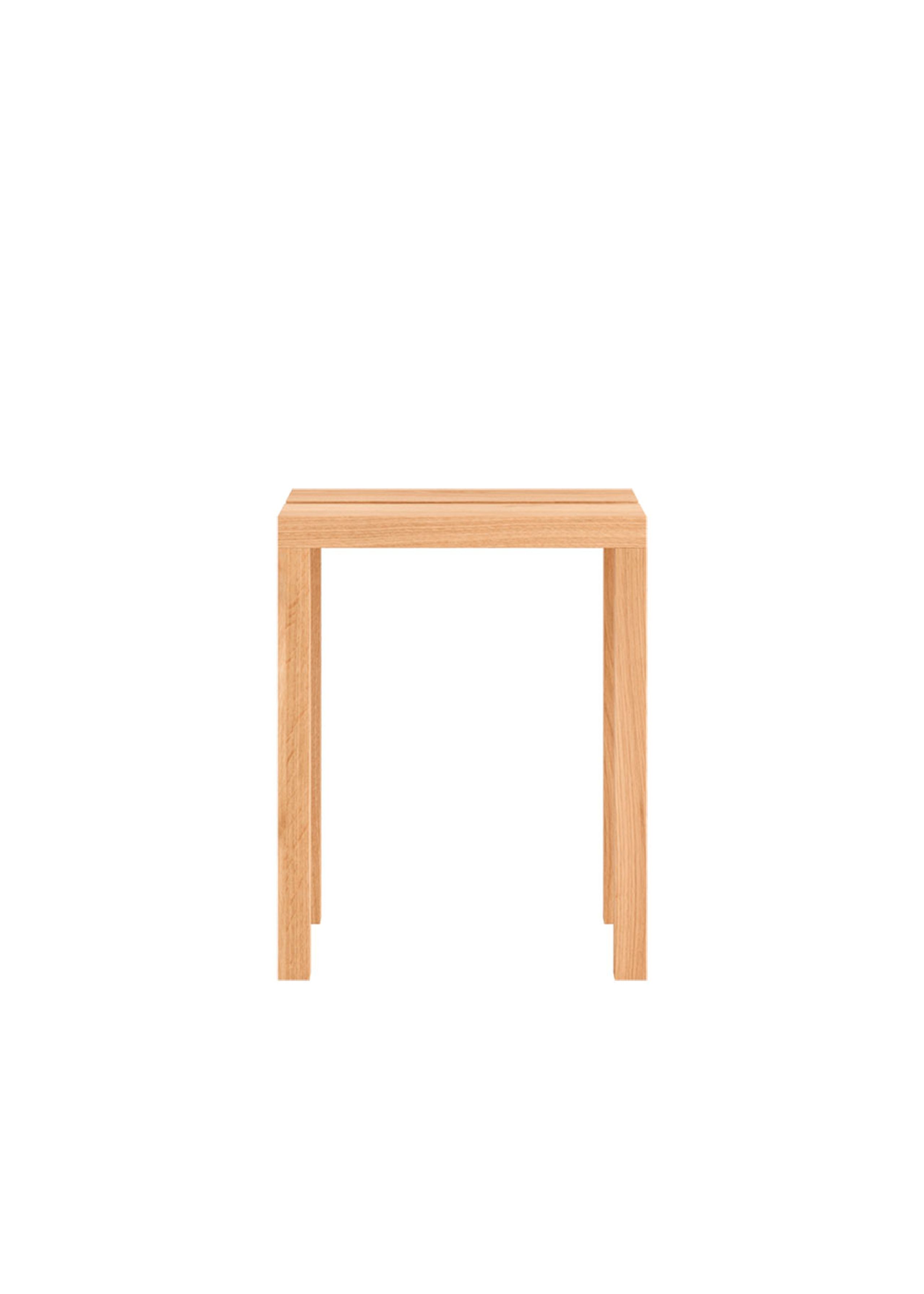 MOEBE - Stool - Peg Stool - Oak