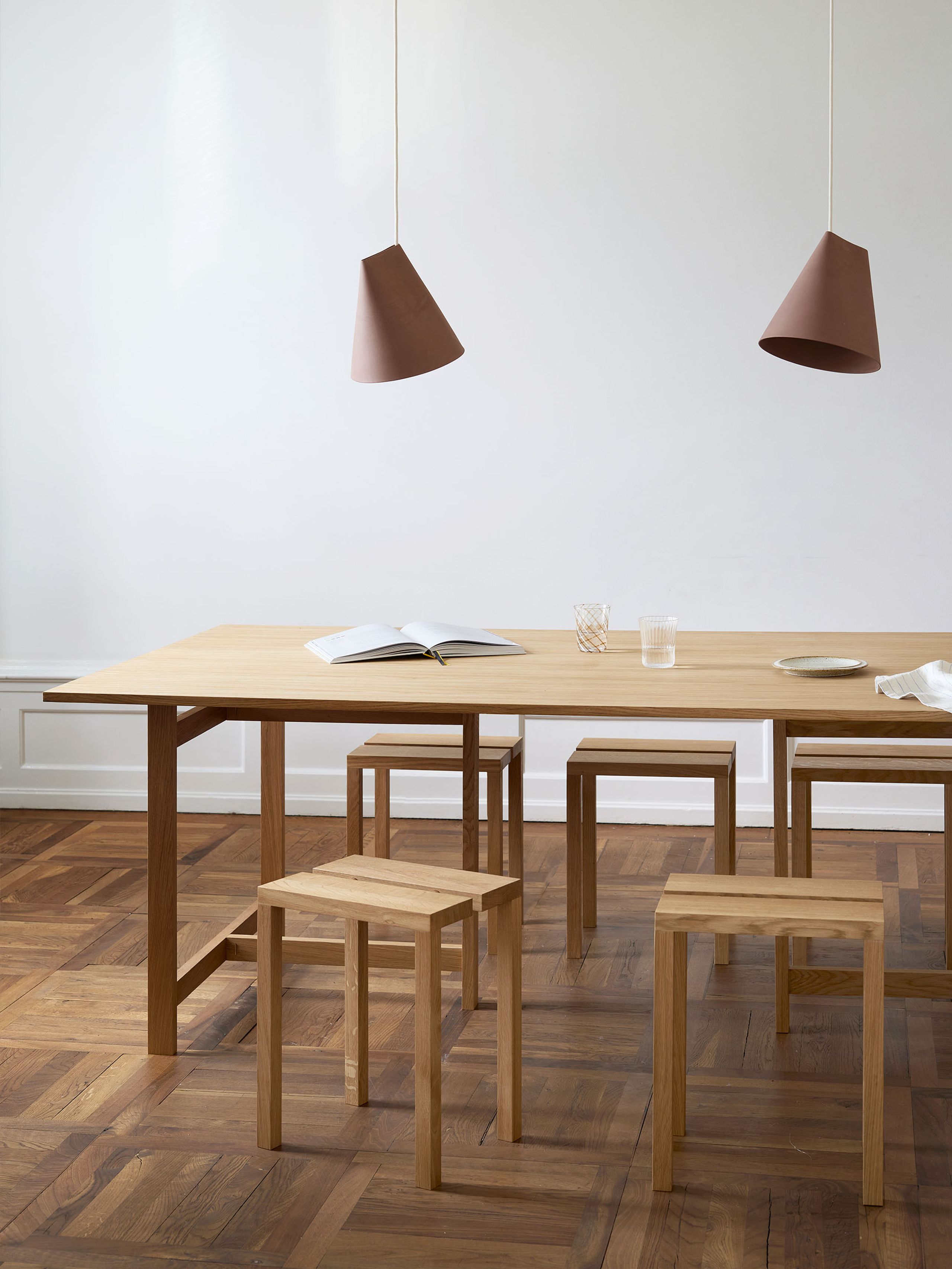 MOEBE - Chair - Peg Stool - Oak