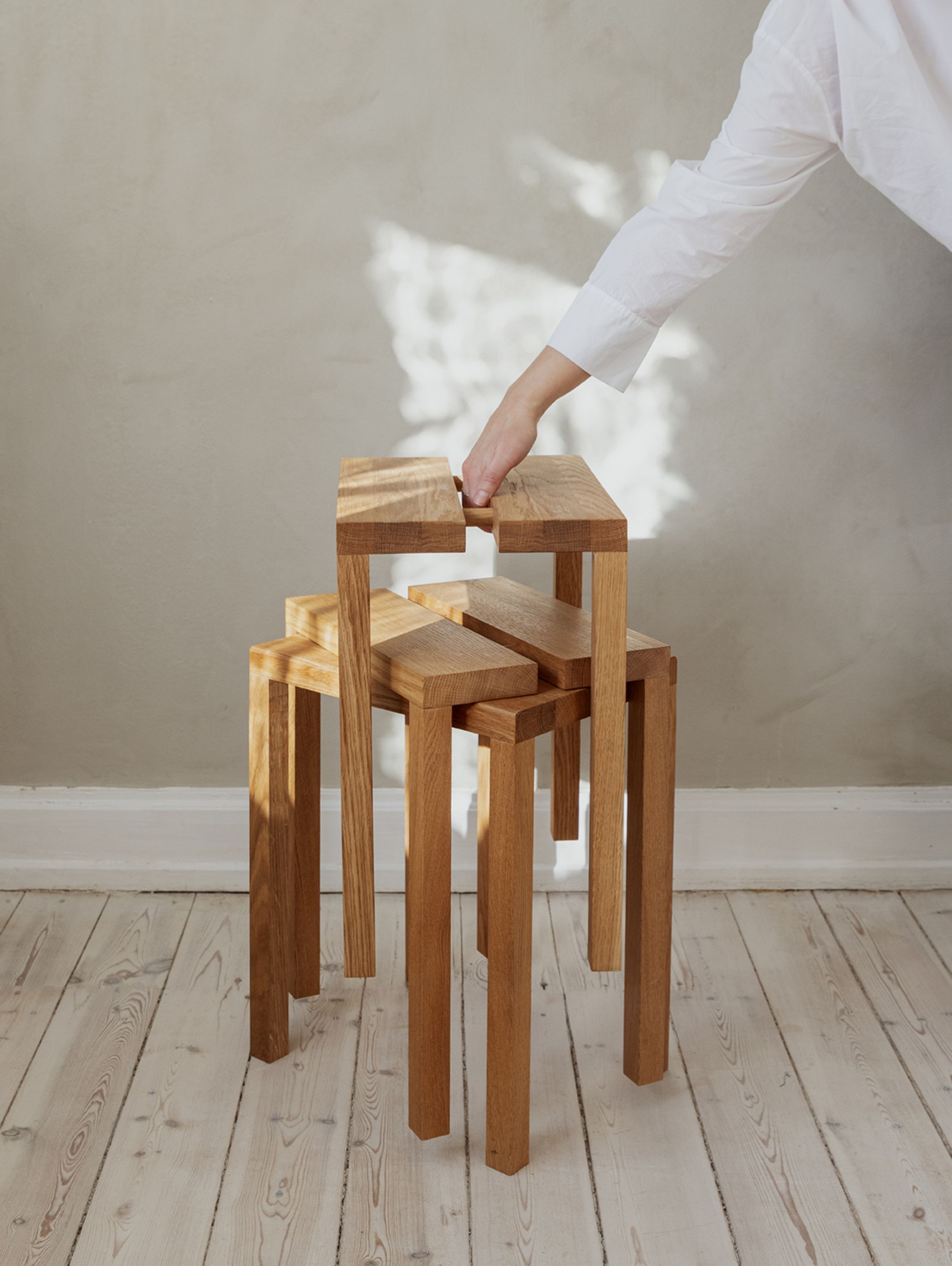 MOEBE - Chair - Peg Stool - Oak
