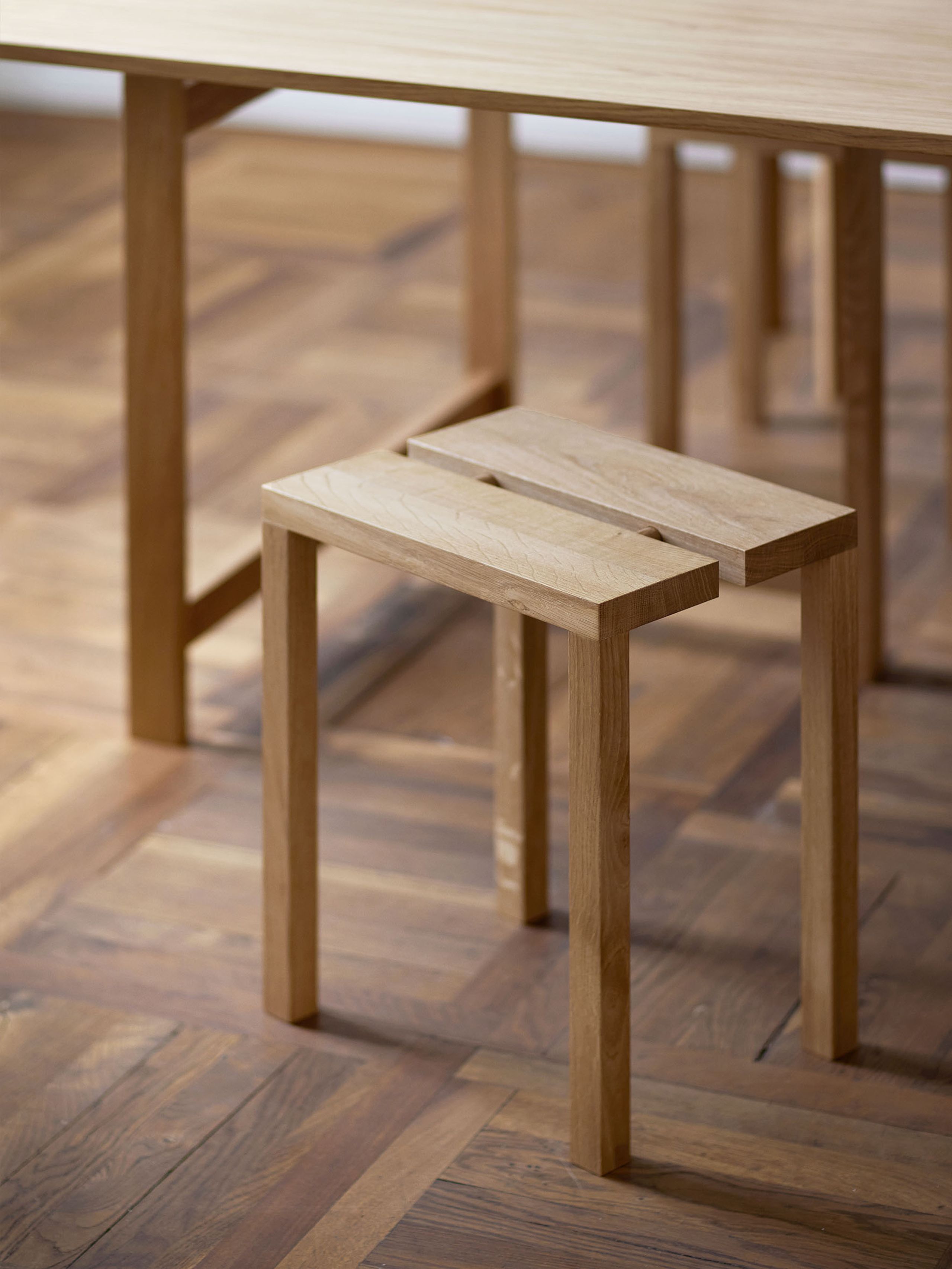 MOEBE - Chair - Peg Stool - Oak