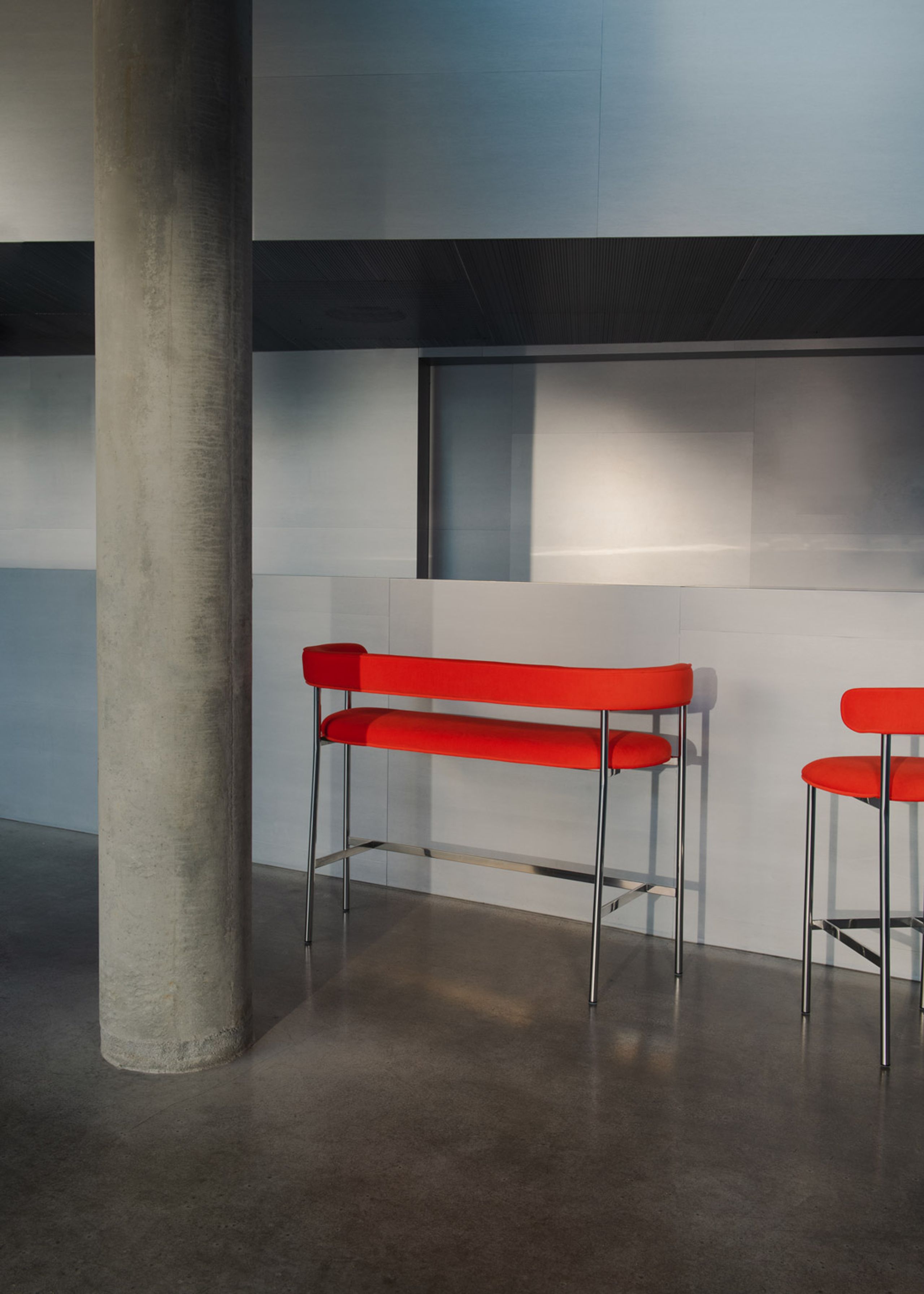 Møbel Copenhagen - 2 Person Sofa - Font Bar Sofa - Black with a hint of Blue Remix 196 - Black Frame