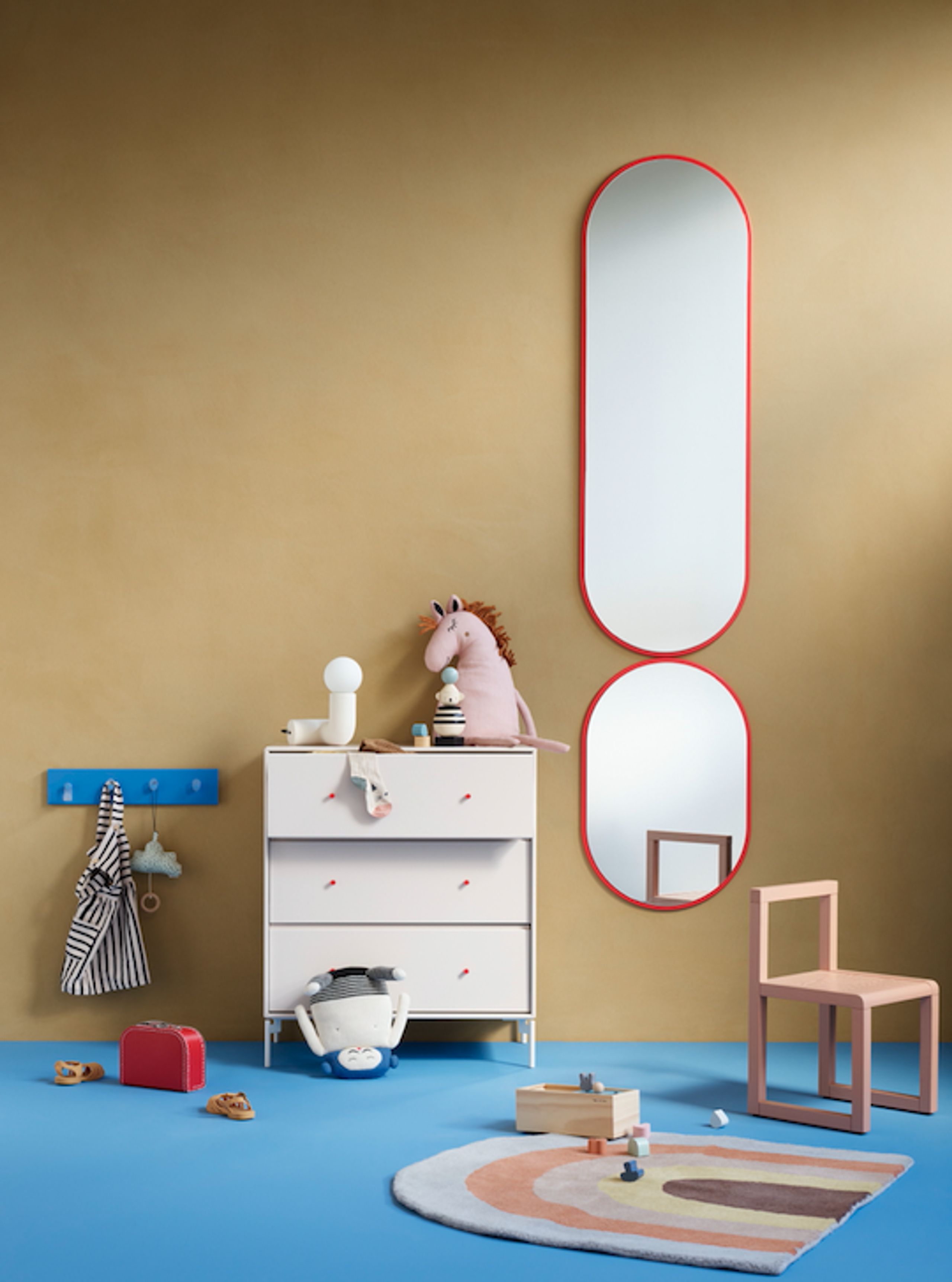 Montana - Dresser - CARRY - With black legs - Cumin