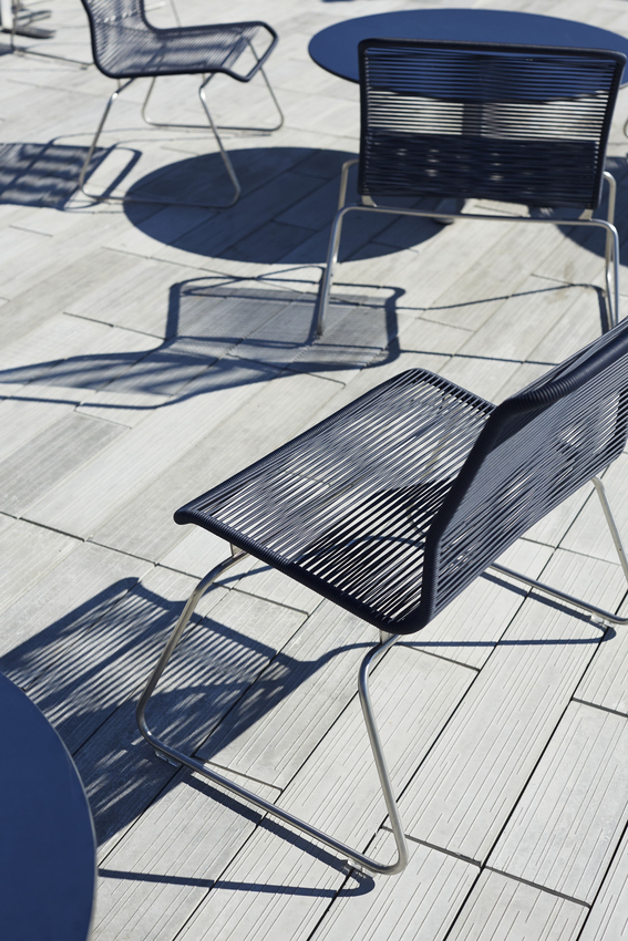 Montana - Lounge chair - Panton One Lounge Chair - Black / Duke