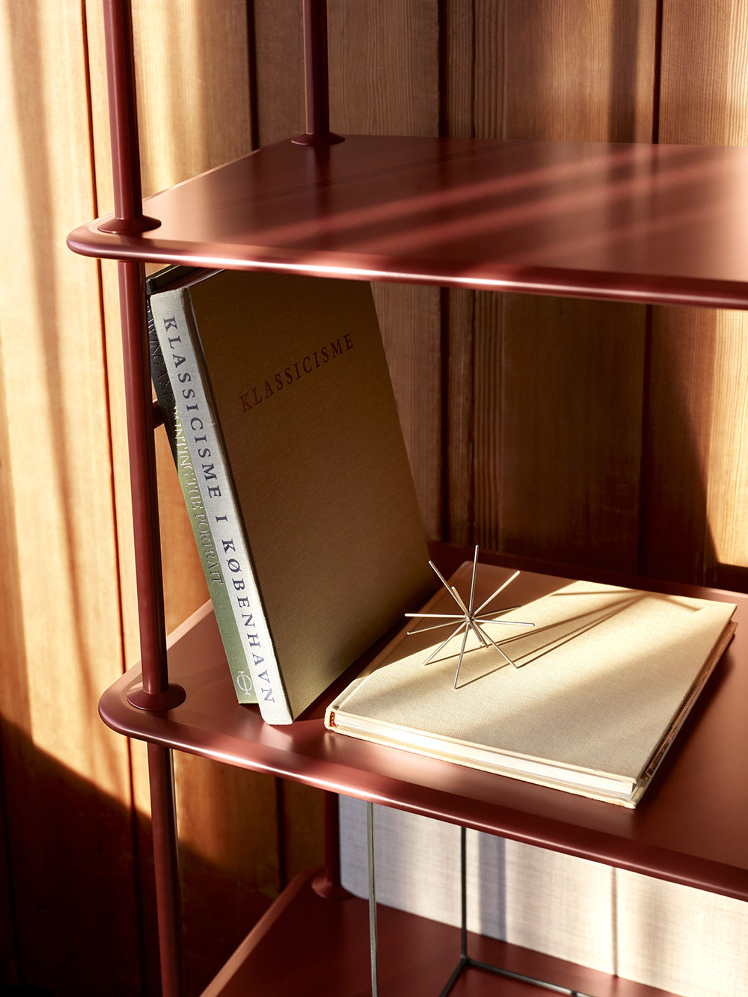 Montana - Display - Montana Free 440000 - New White