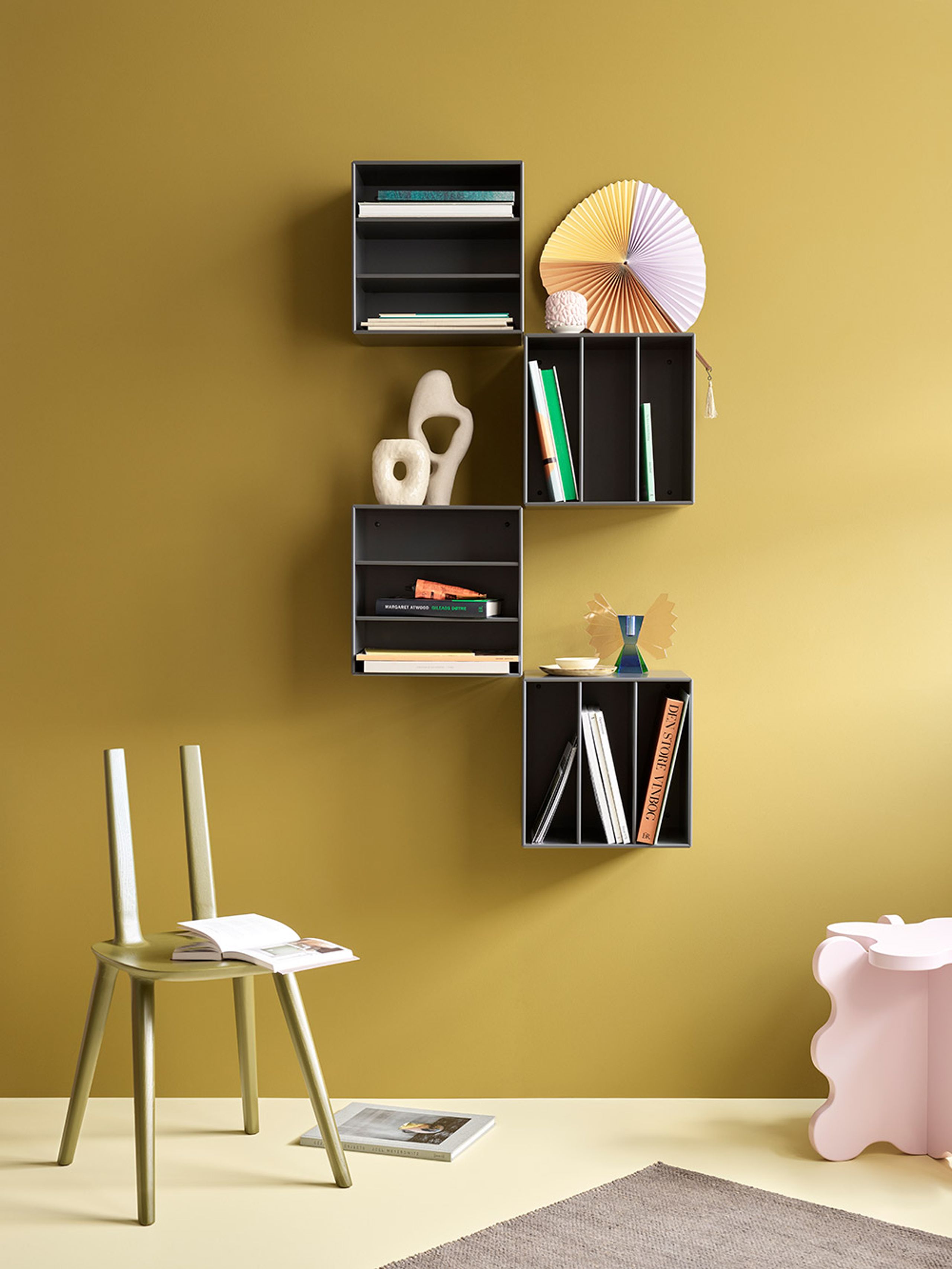 Montana - Regal - Montana Mini 1103 / Right - Rhubarb