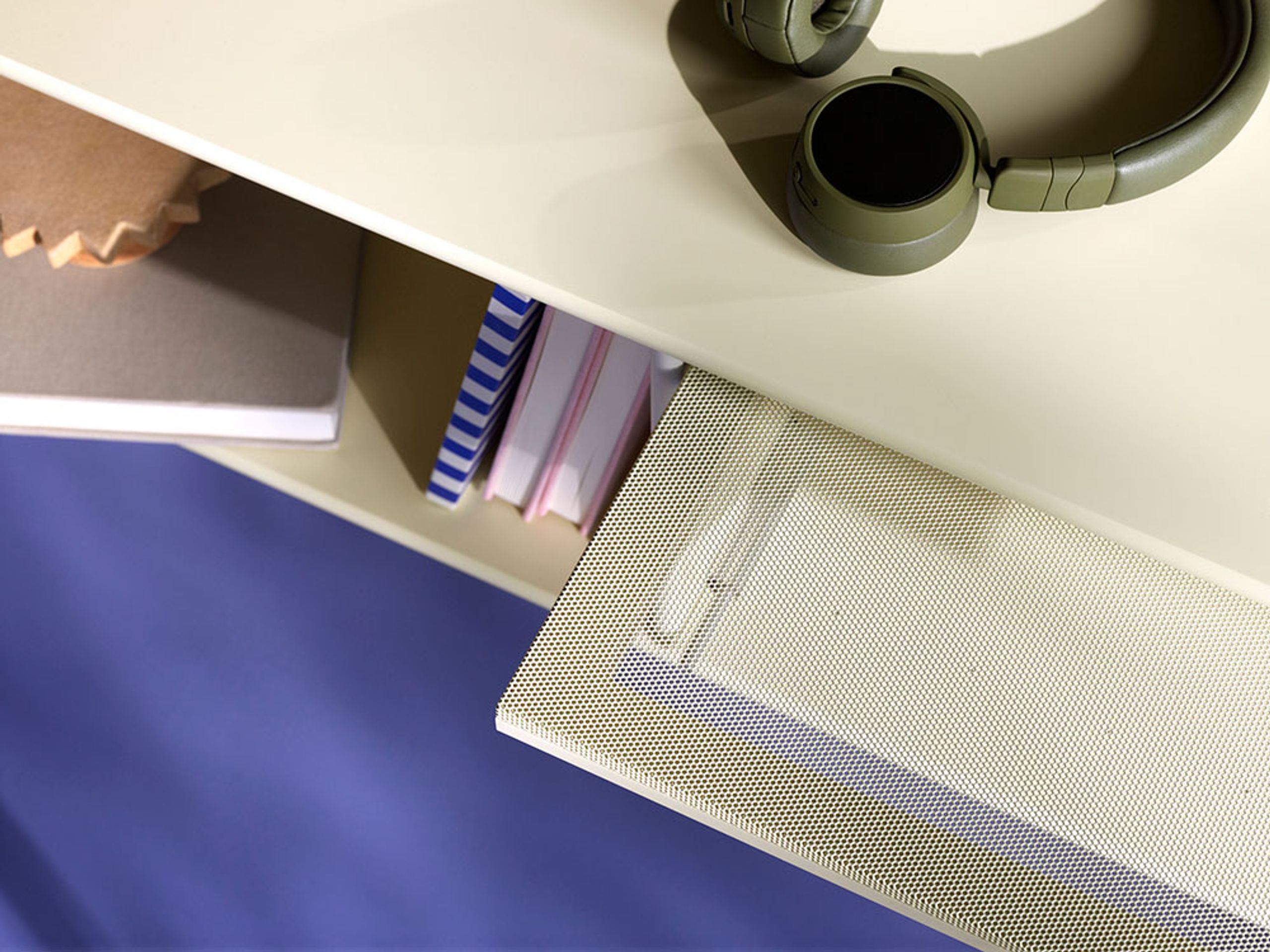 Montana - Estante - OCTAVE VII TV bench - Legs: 152 Parsley - 160 Balsamic