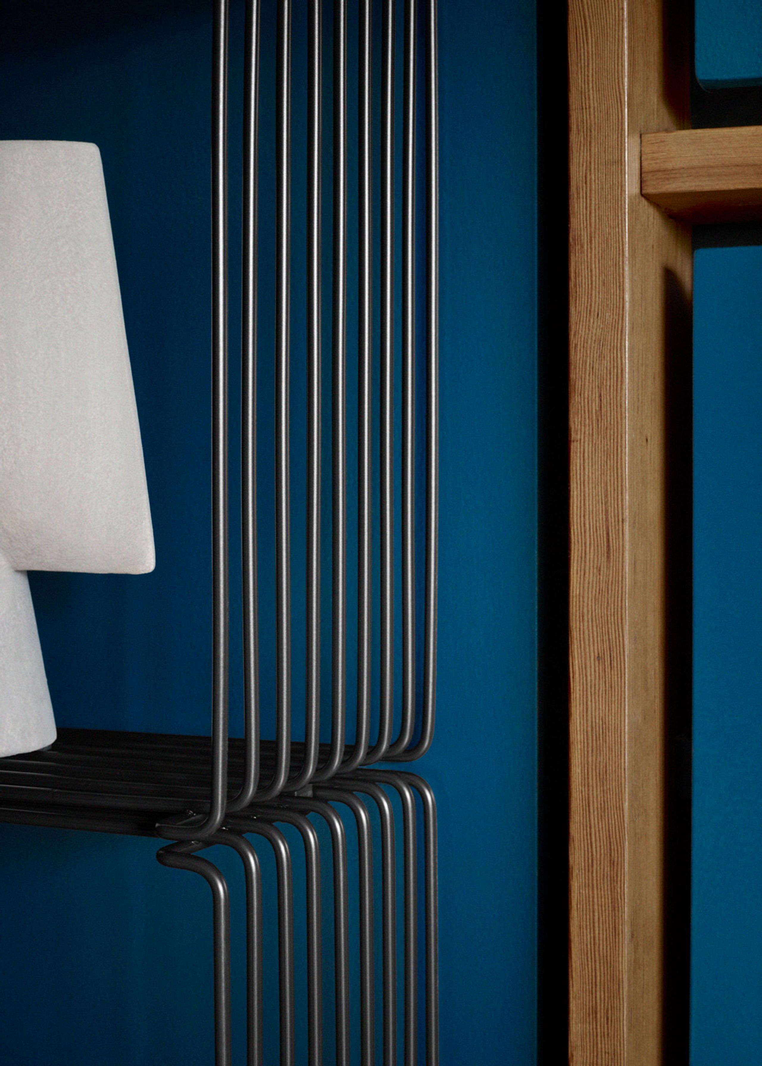 Montana - - Panton Wire / Extended - Top Panel - White Oak - D18.8