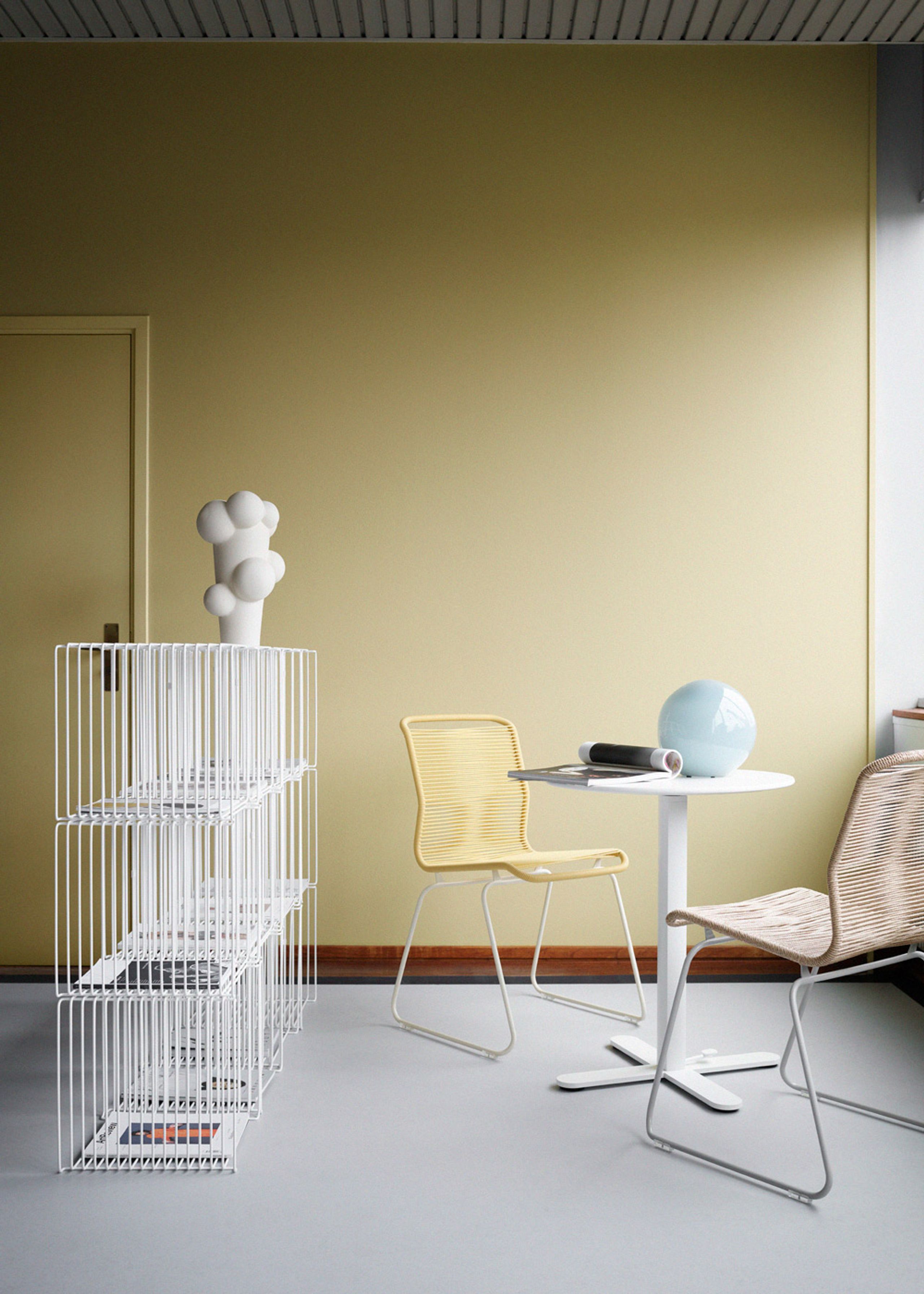 Montana - Display - Panton Wire / Single - Top Panel - Smoked Glass - D18.8