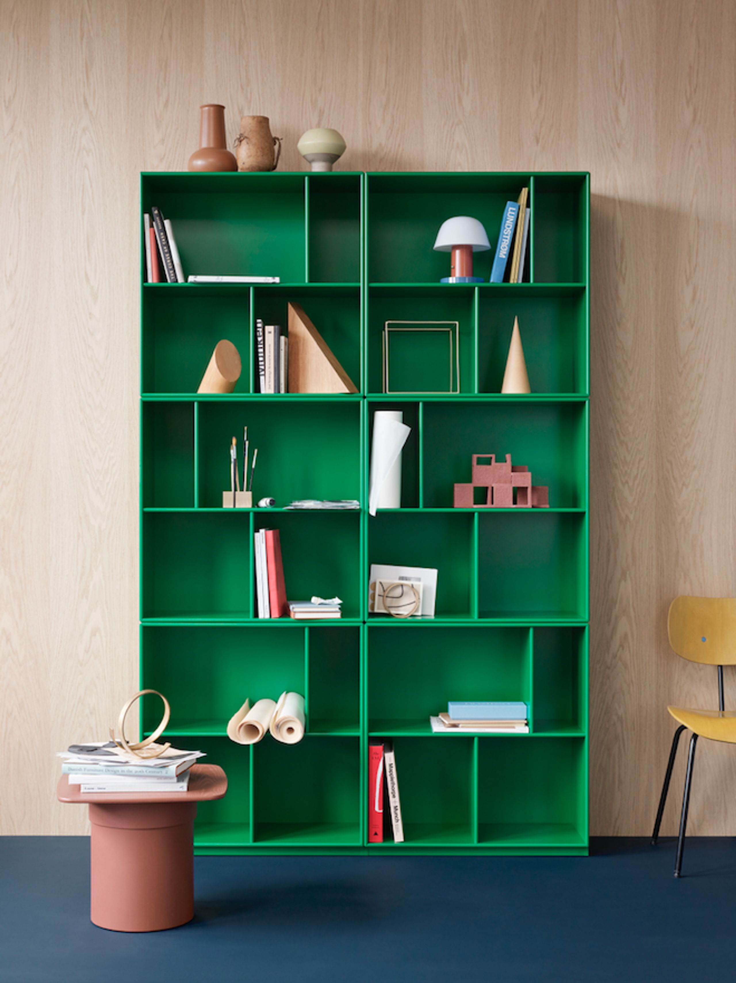 Montana - Display - READ - Plinth H7 - Fjord