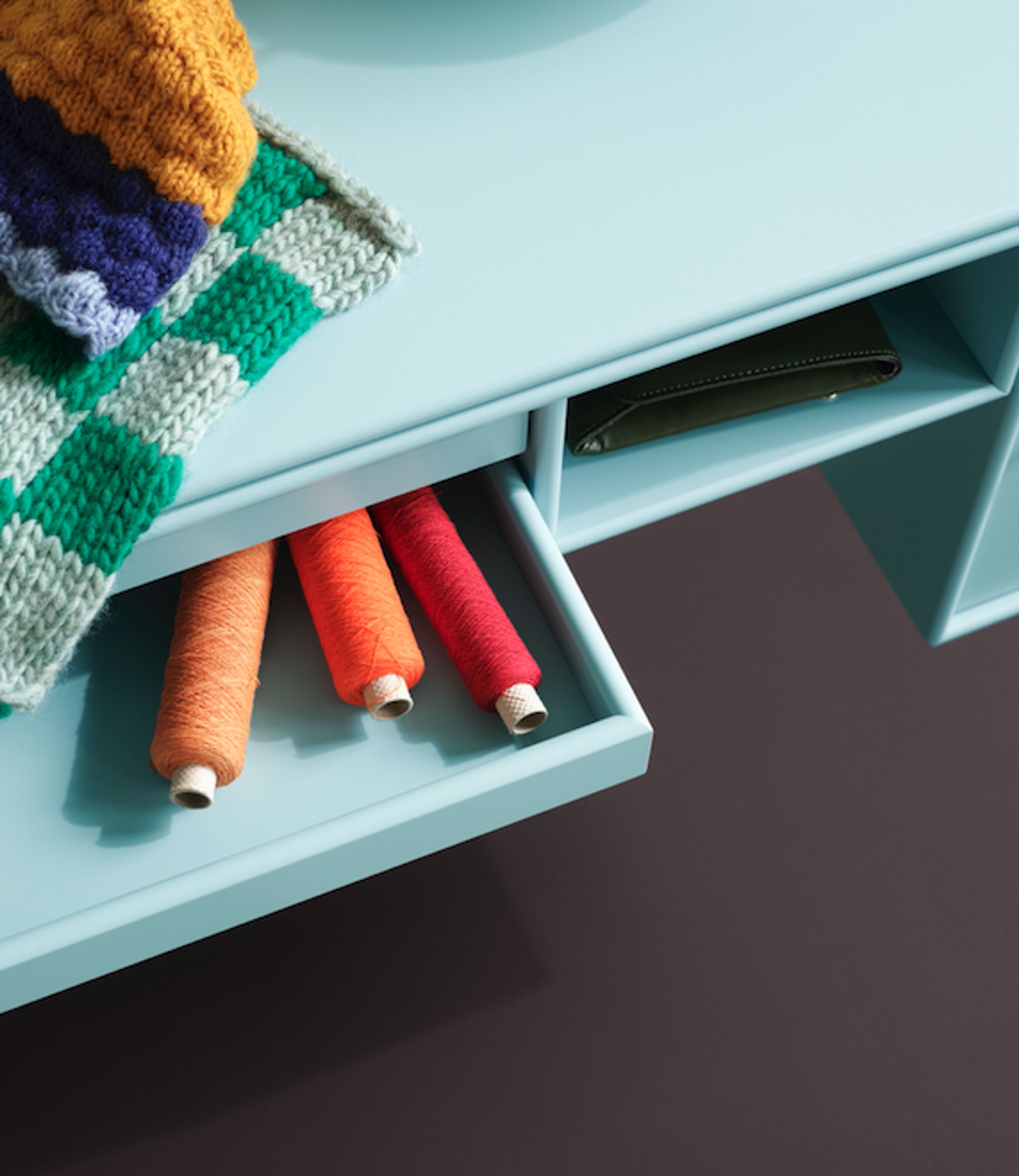 Montana - Bureau - BUREAU - New White