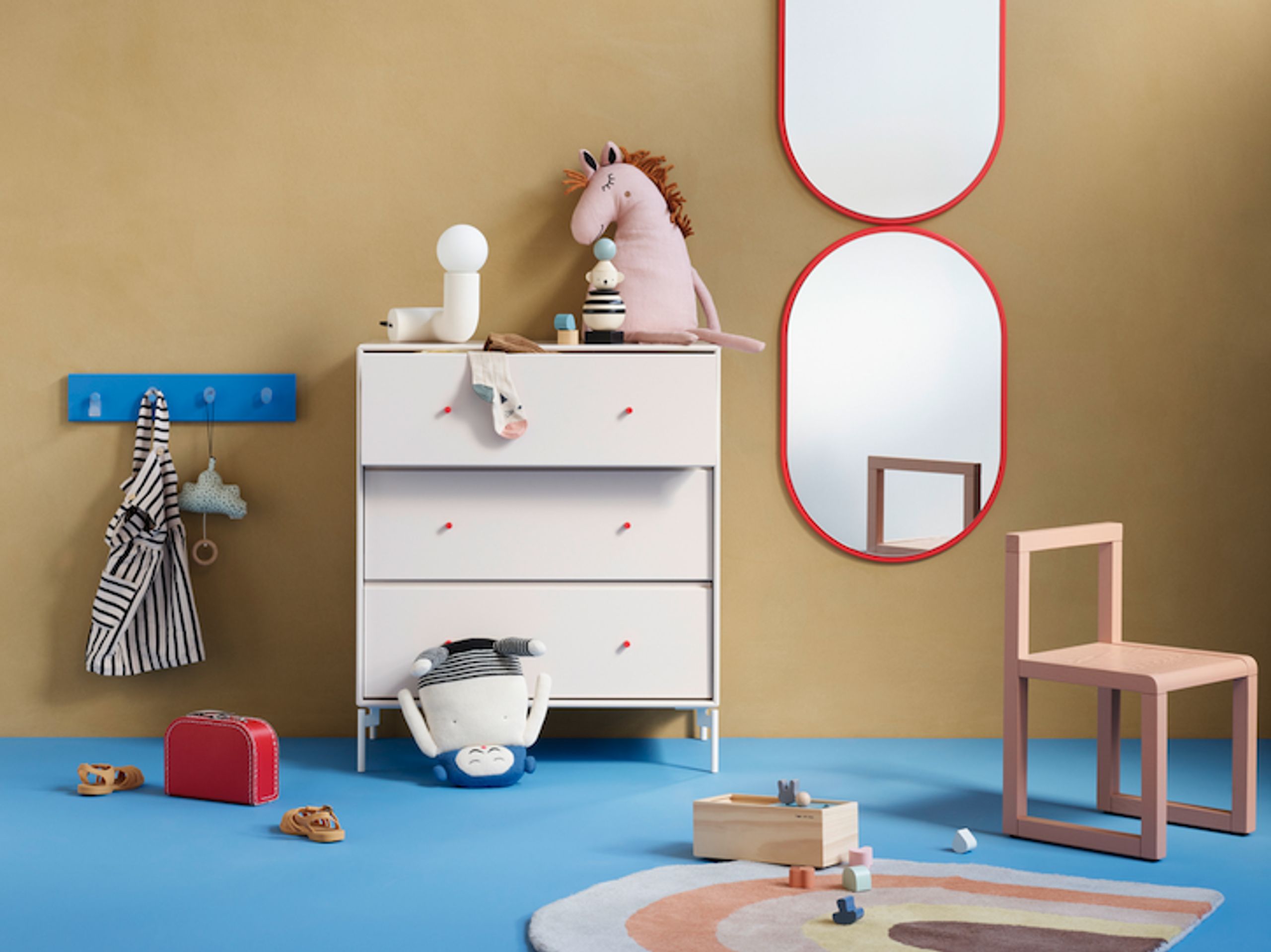 Montana - Mirror - LOOK mirror - Truffle