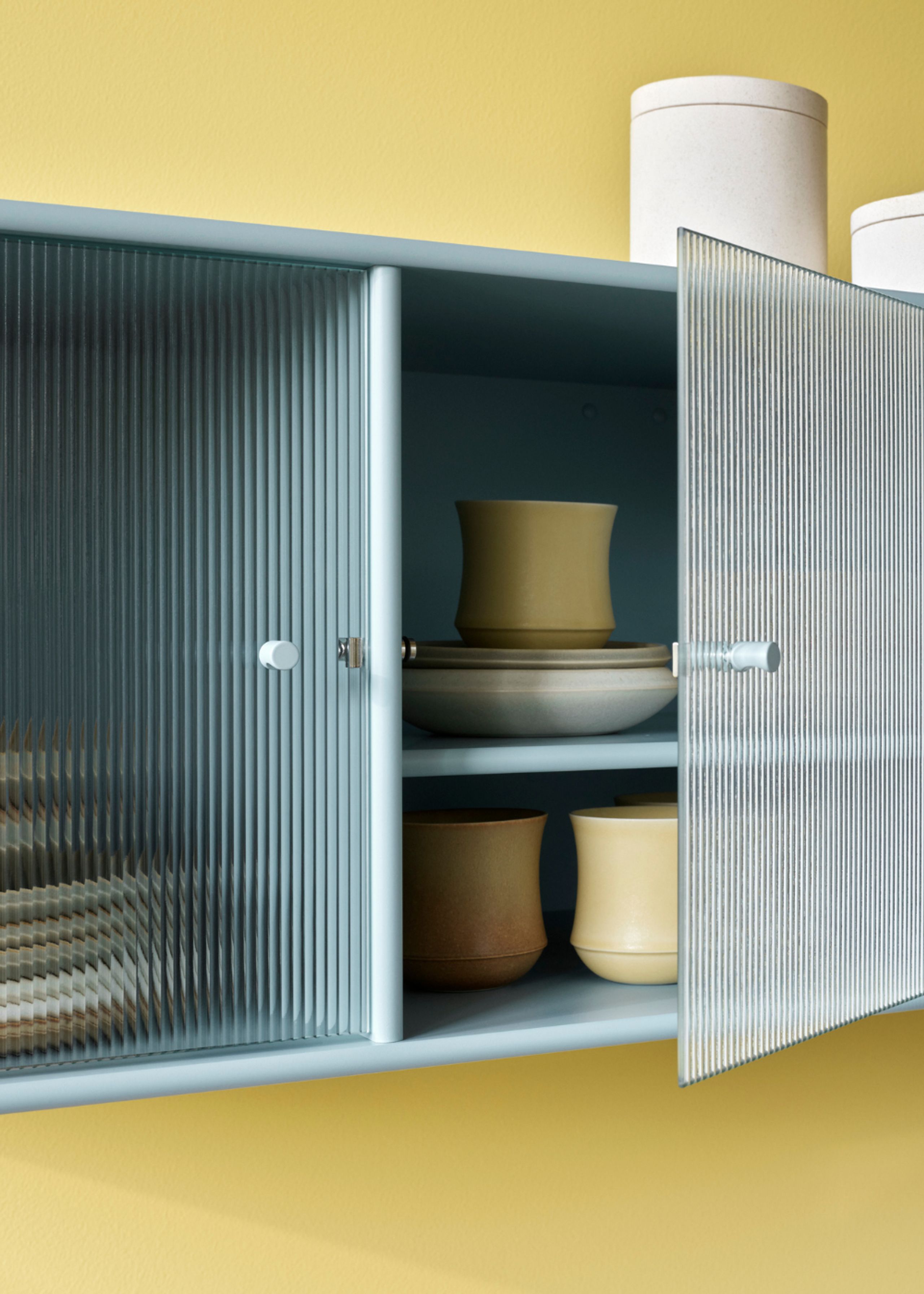 Montana - Vitrineskab - Ripple Cabinet I - Vægophæng - Hokkaido