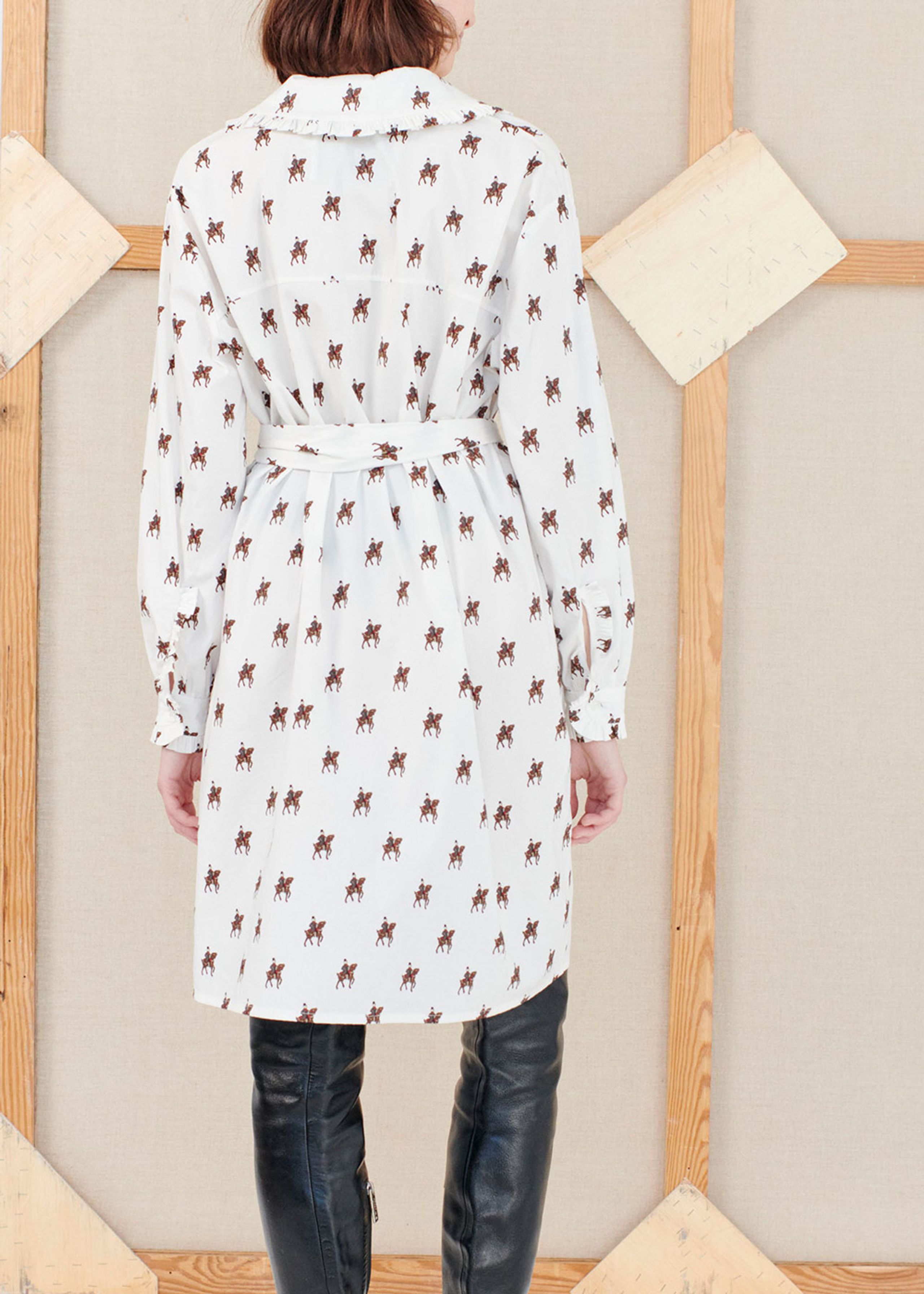 MUNTHE - Dress - Nearest - White