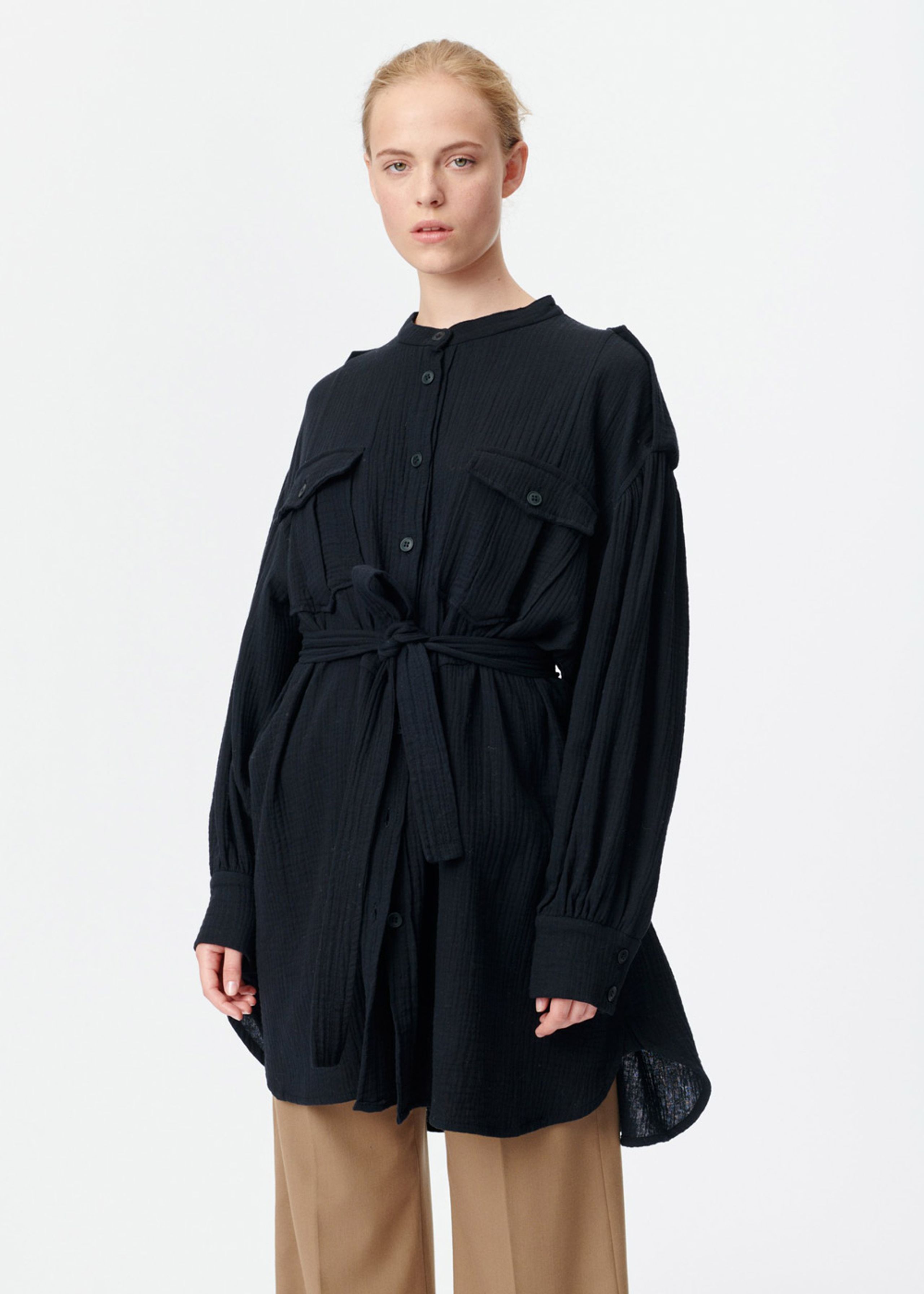 MUNTHE - Klänning - Split SS21 - Black