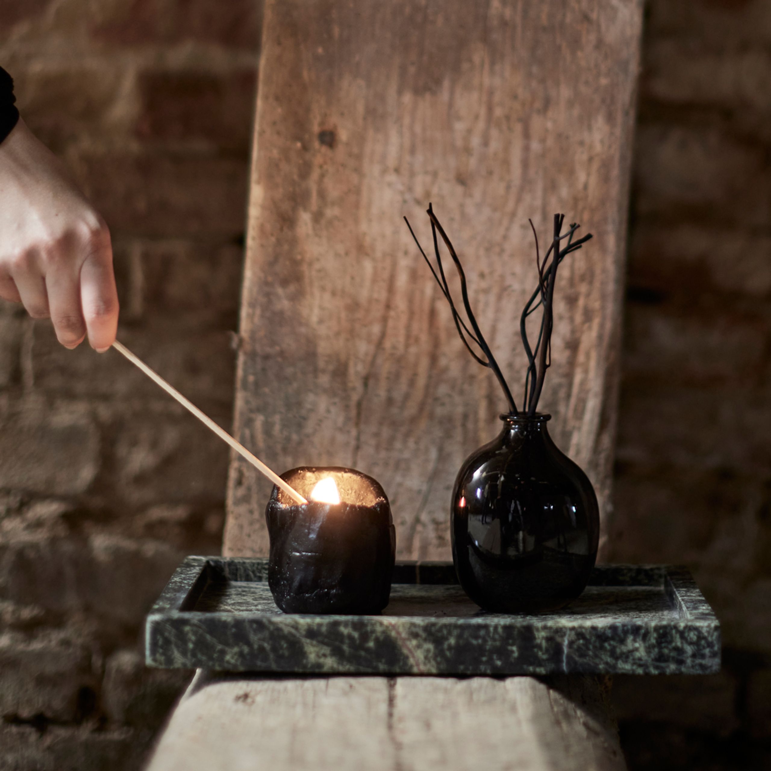 MUUBS - Duftkerzen - Yuka - Sort - Scented Candle