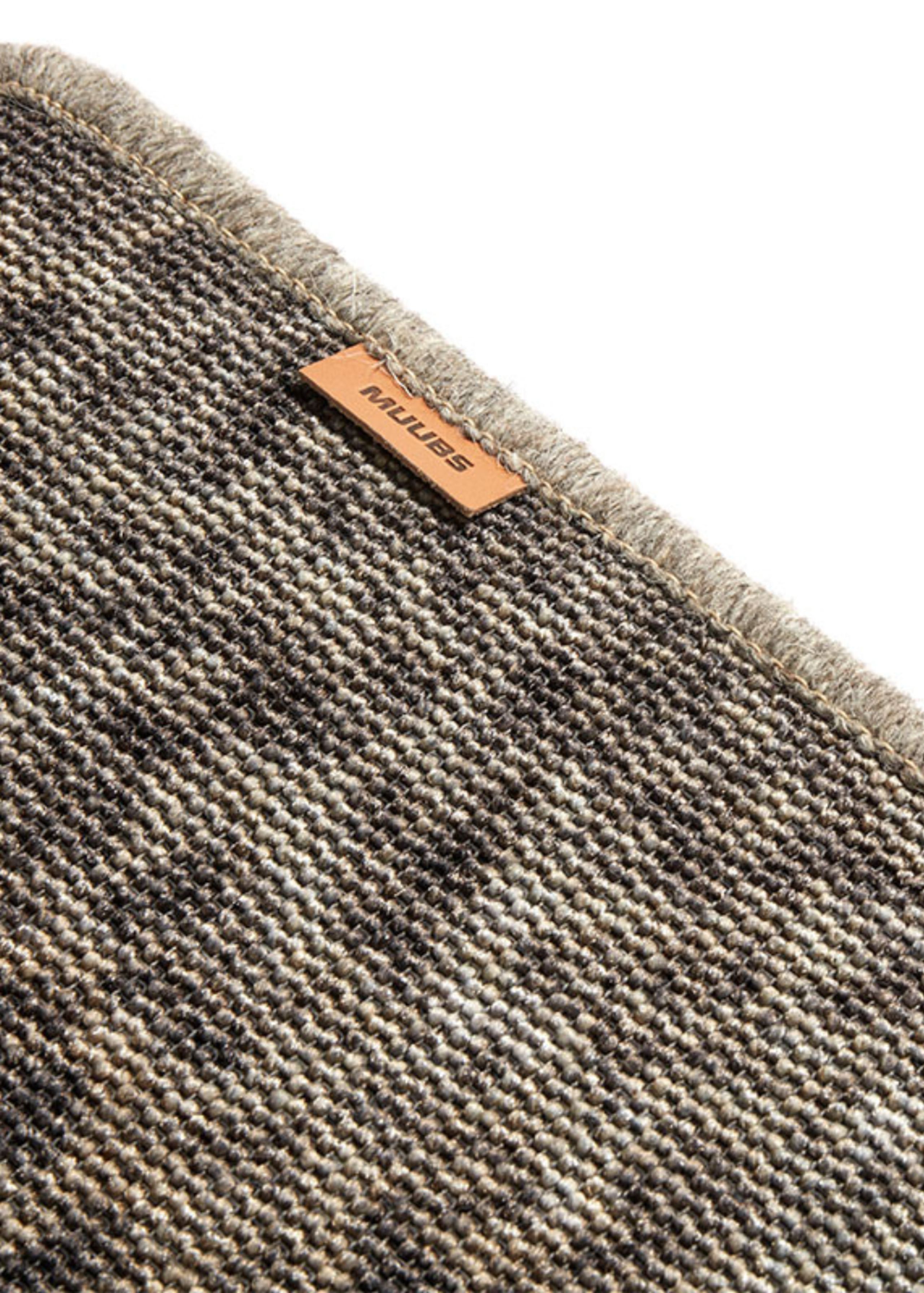 MUUBS - Teppich - Rug Earth - Large - Rust