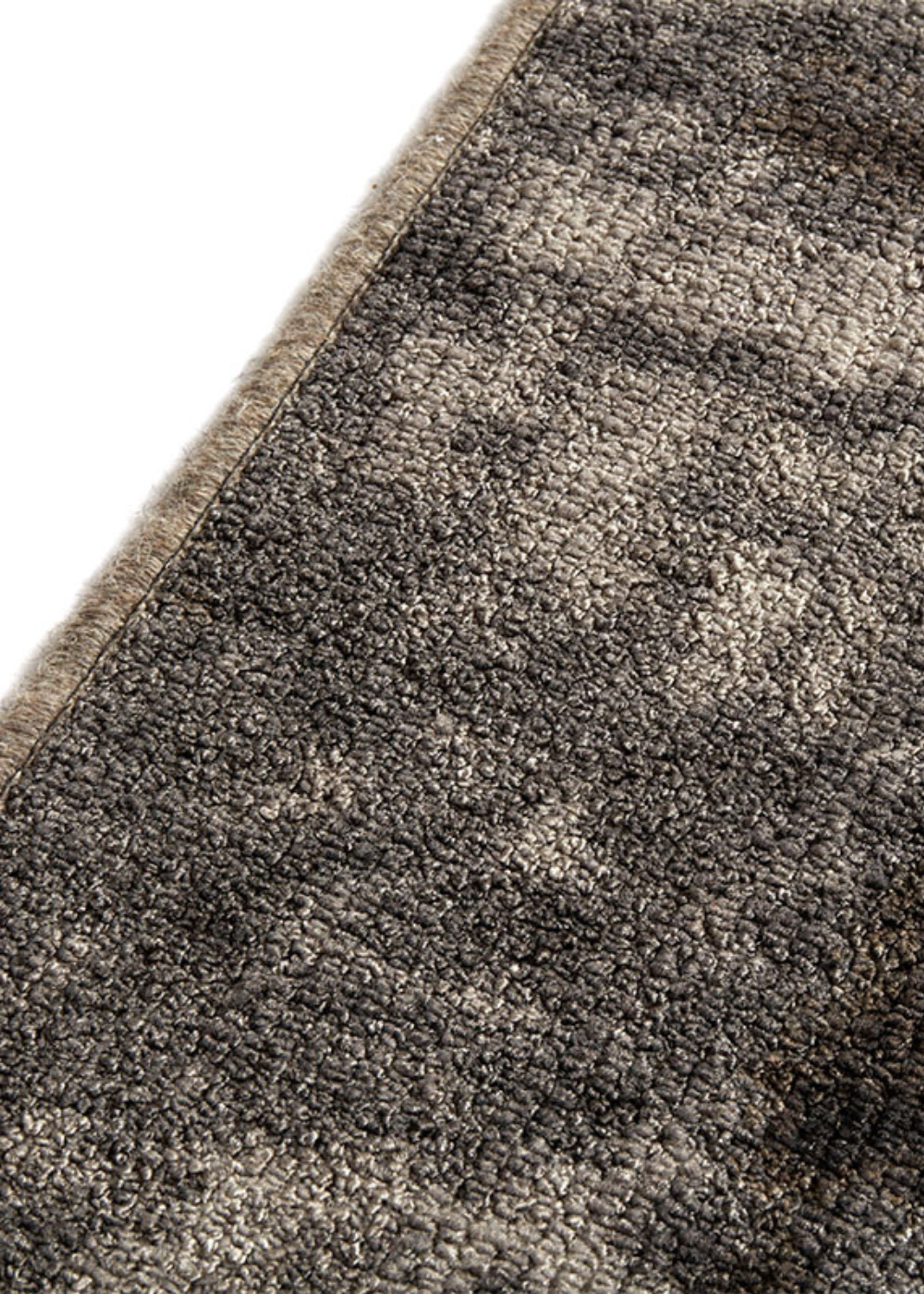 MUUBS - Teppich - Rug Earth - Large - Rust