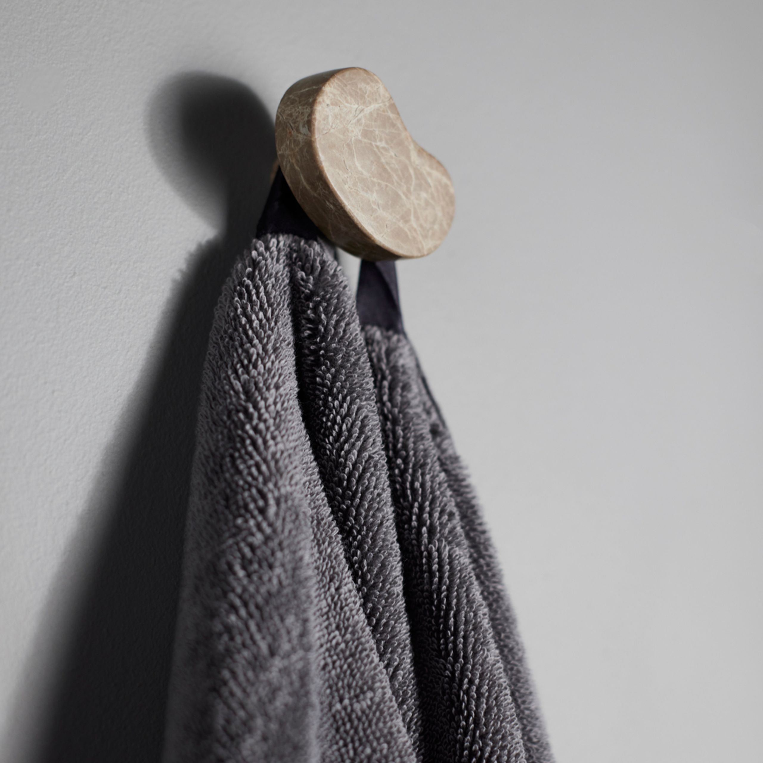 MUUBS - Knager - Suji Hooks - Sand - 2 pieces