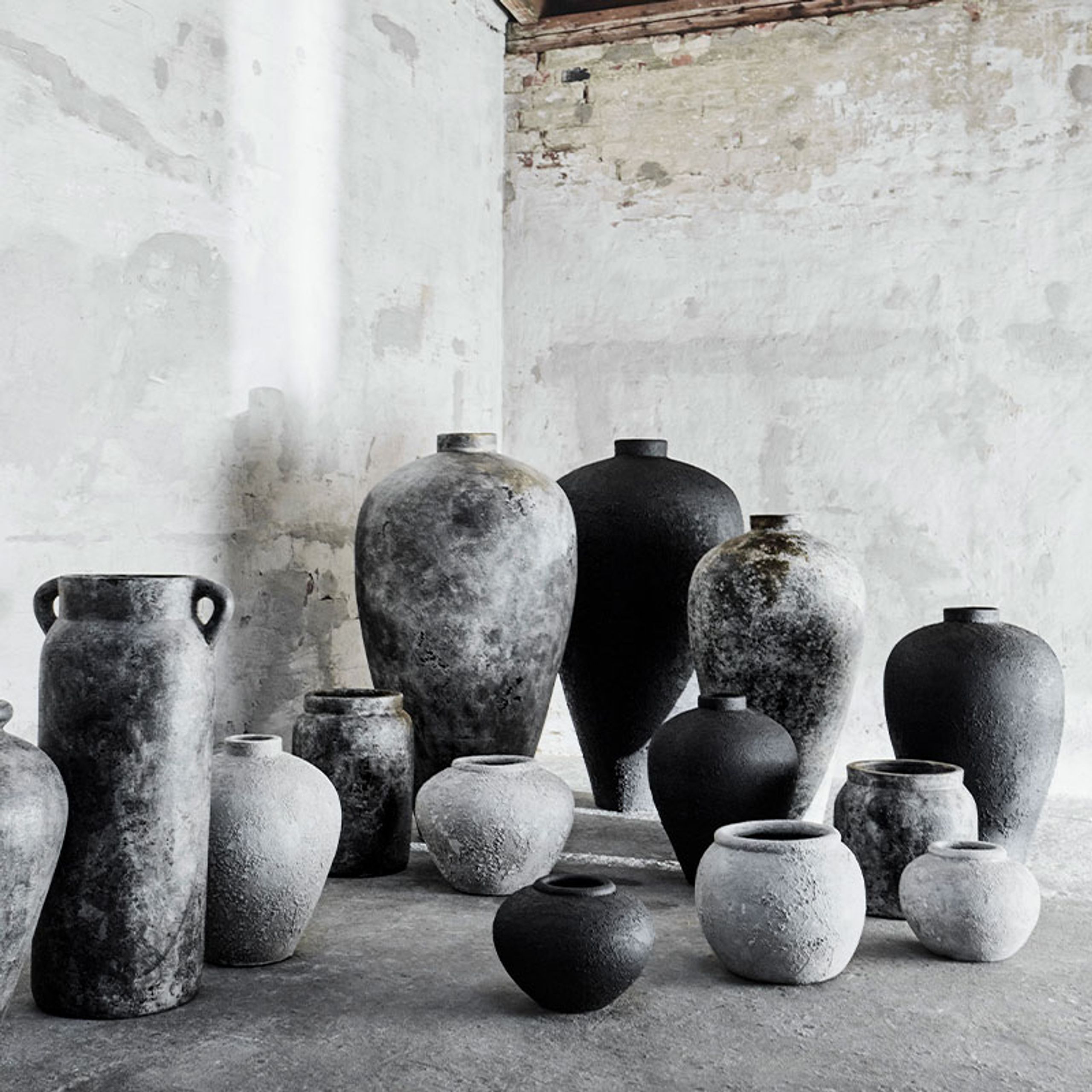 MUUBS - Jar - Echo - Rustgrå Ø45xH80 cm