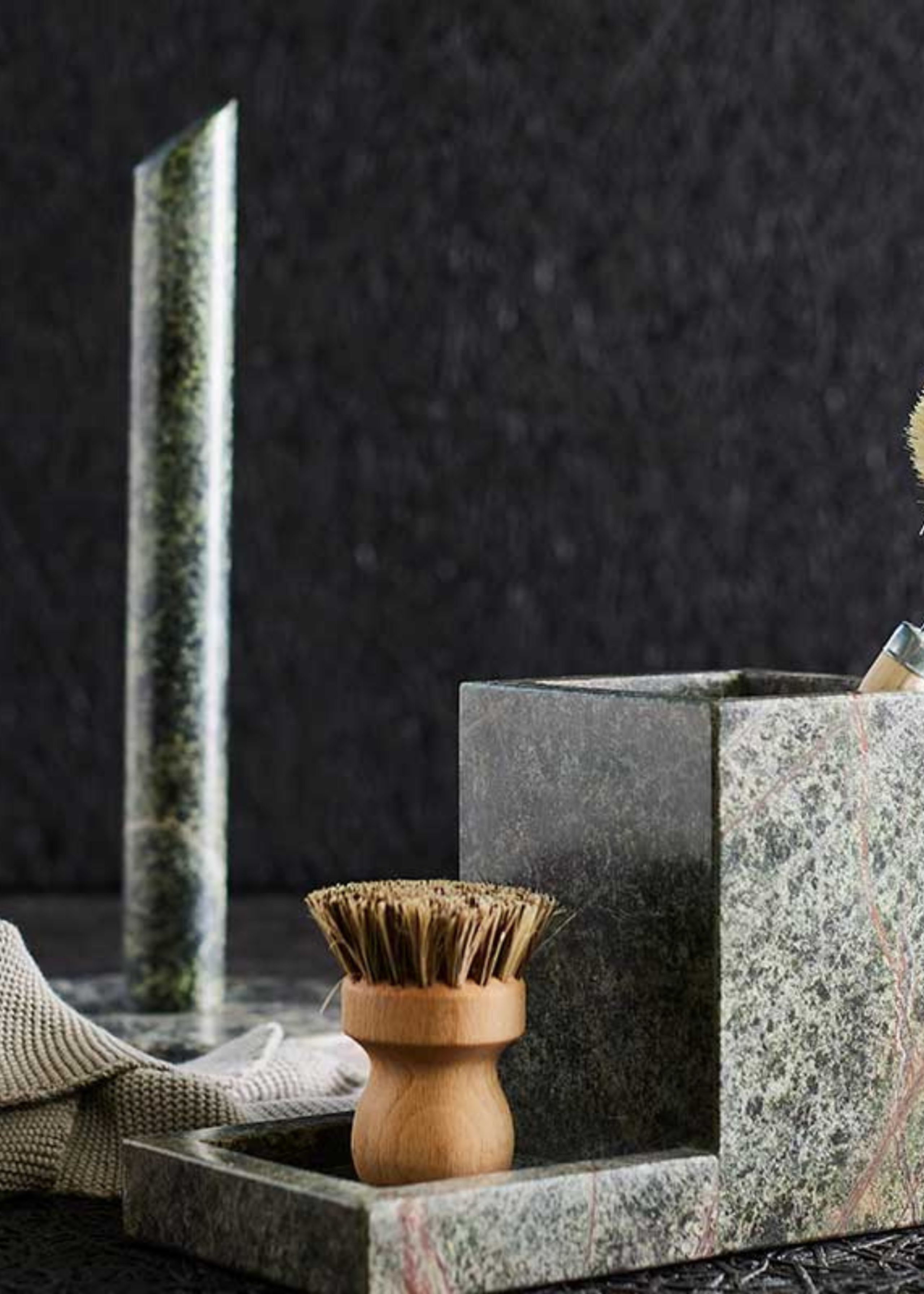 MUUBS - - Køkkenrulleholder Vita - Seagrass