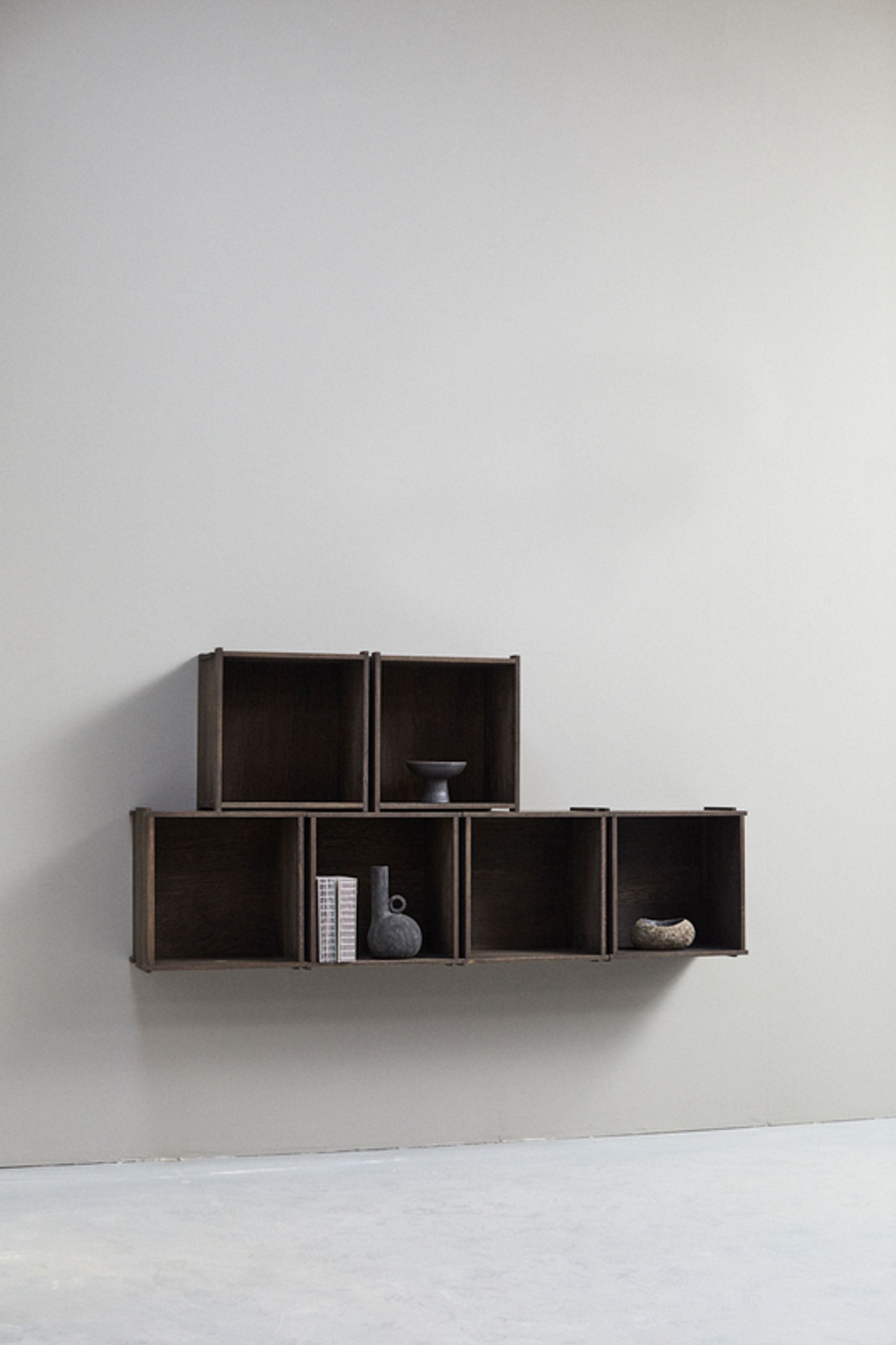 MUUBS - Shelving system - Blocks - Brun B44,8xH44,8xD30 cm