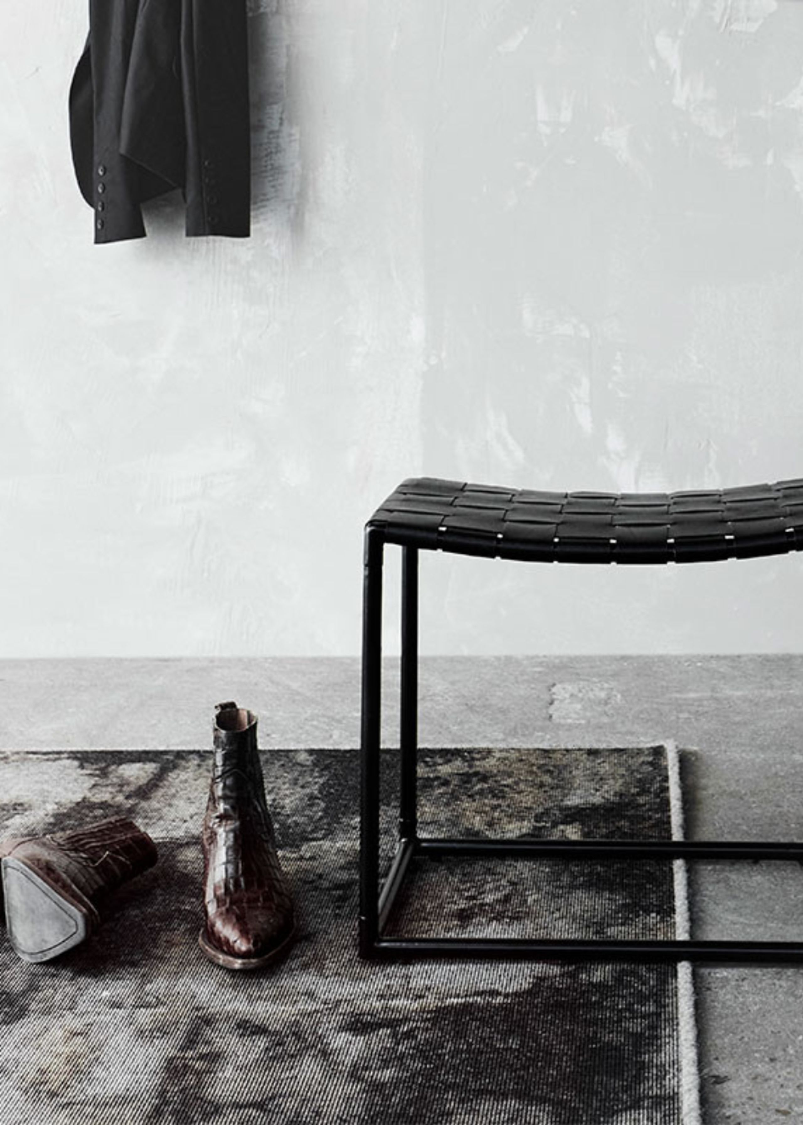 MUUBS - Hocker - Stool - Soho - Black