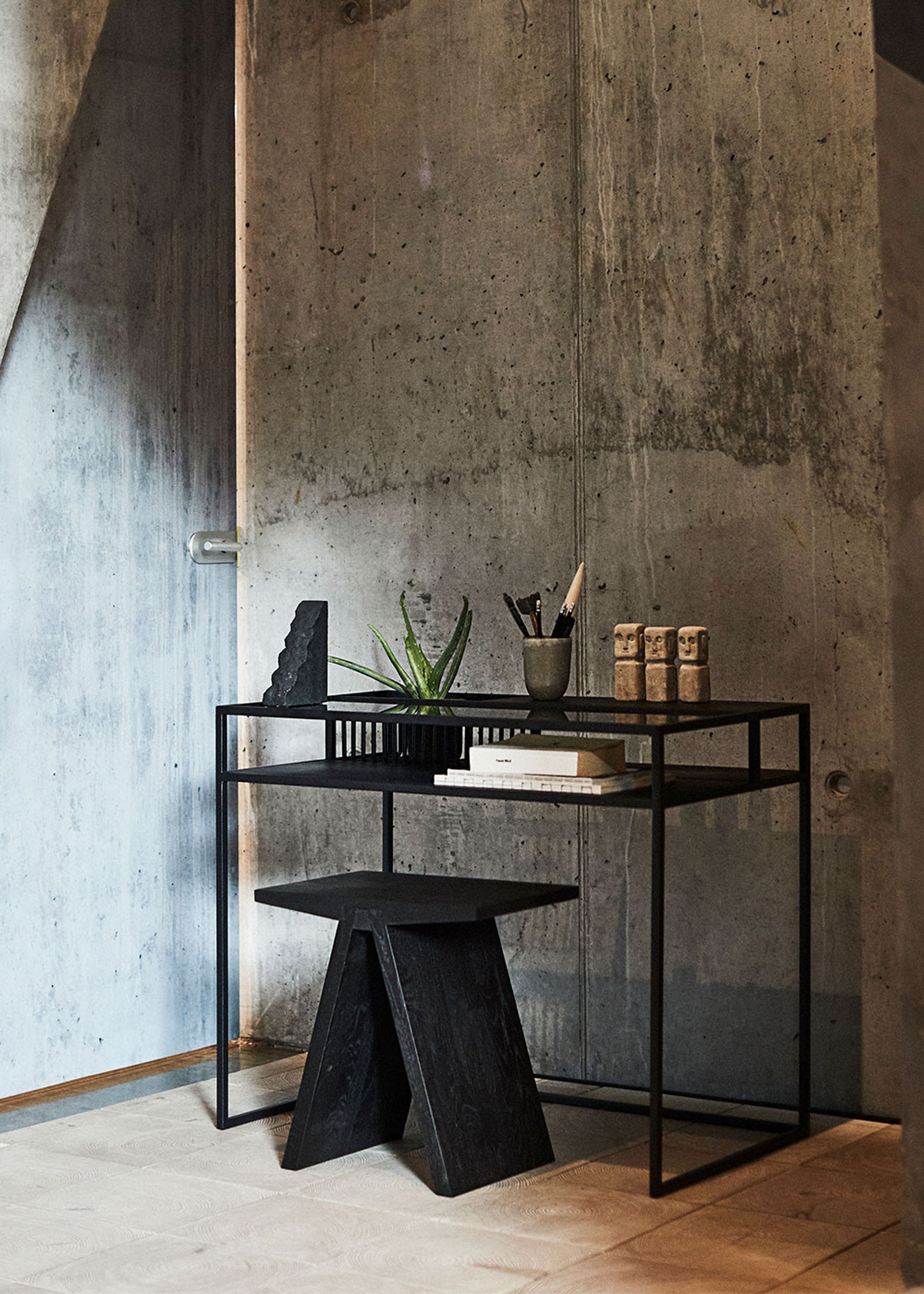 MUUBS - Schreibtisch - Denver Desk - Black