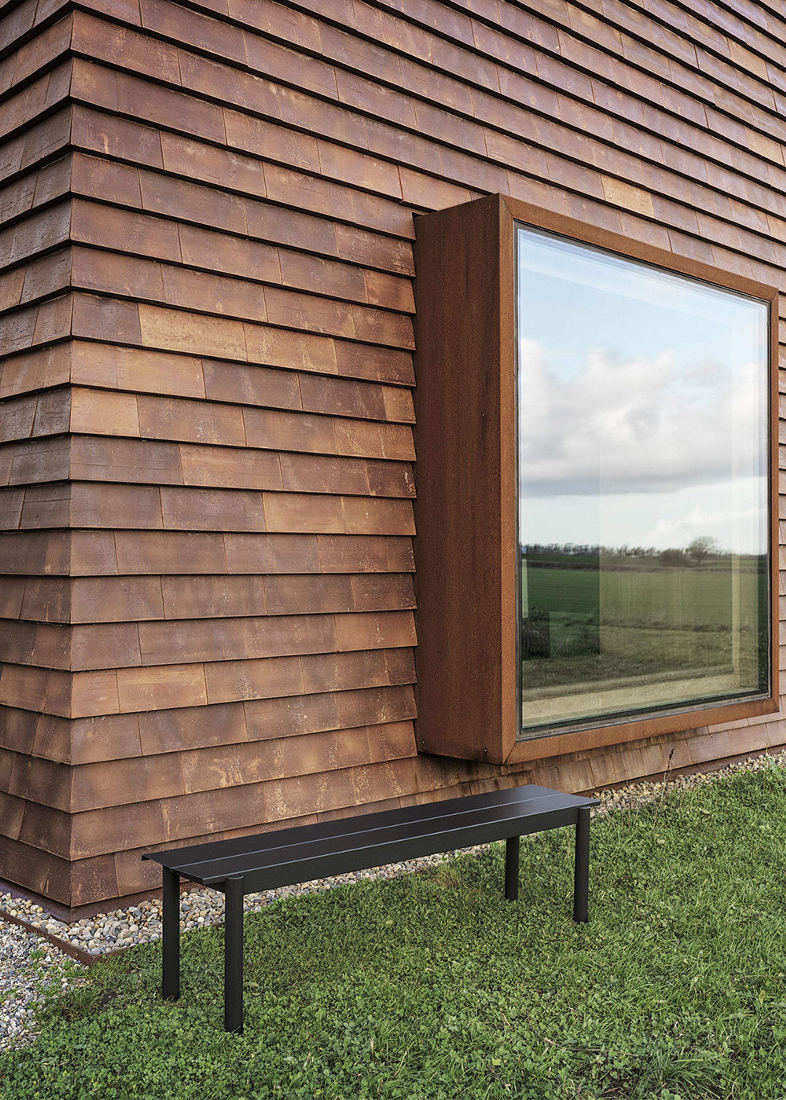 Muuto - Bank - Linear Steel Bench - Grey