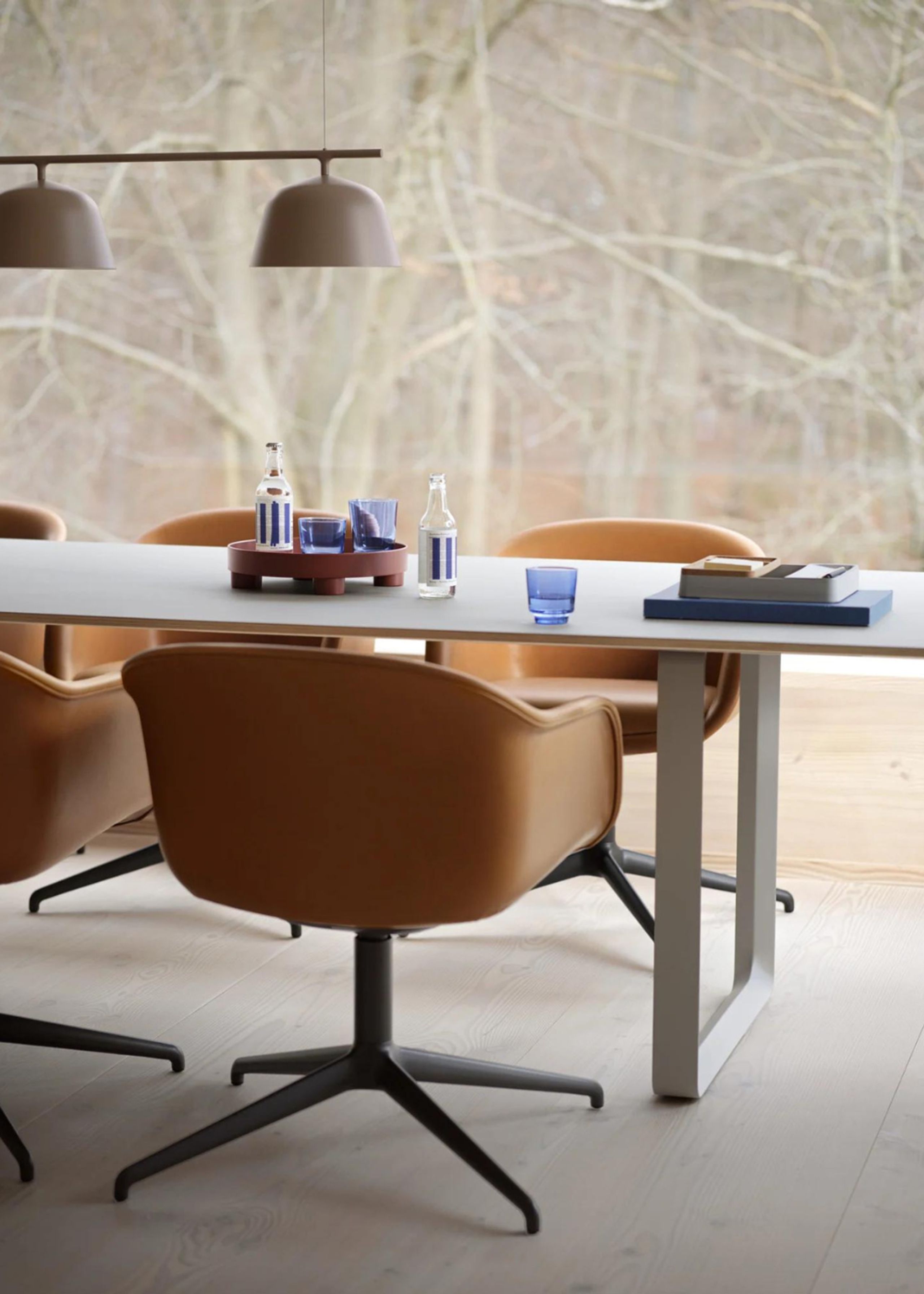 Muuto - Tisch - 70/70 Table - Grey Linoleum Sand