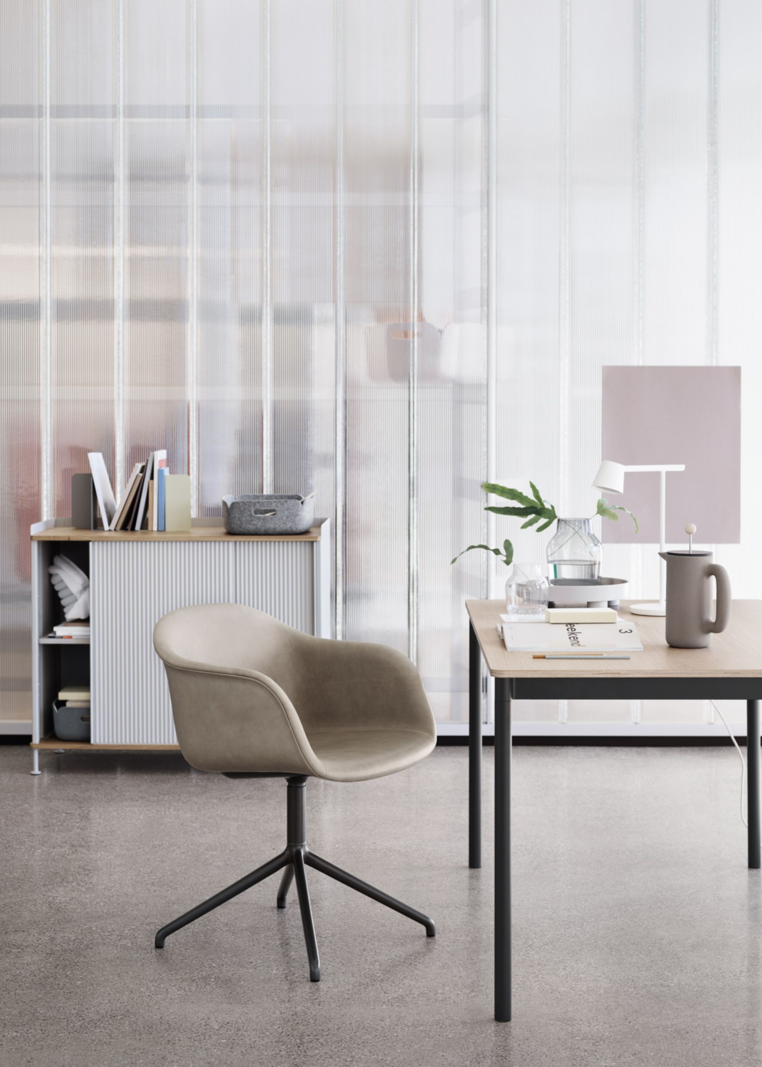 Muuto - Bordlampe - Tip Bordlampe - Kobber