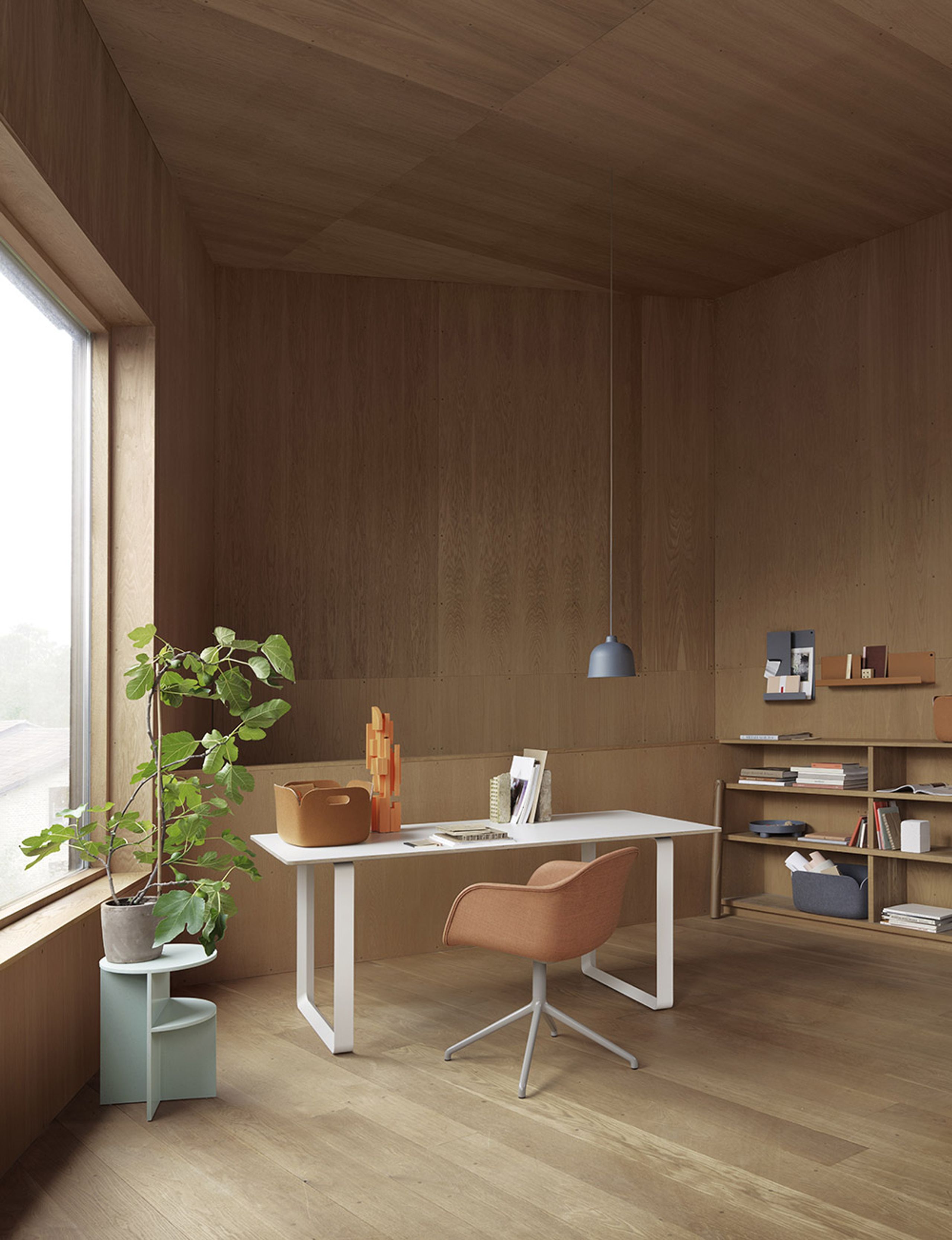 Muuto - Hylde - Folded Shelves - Grå L96