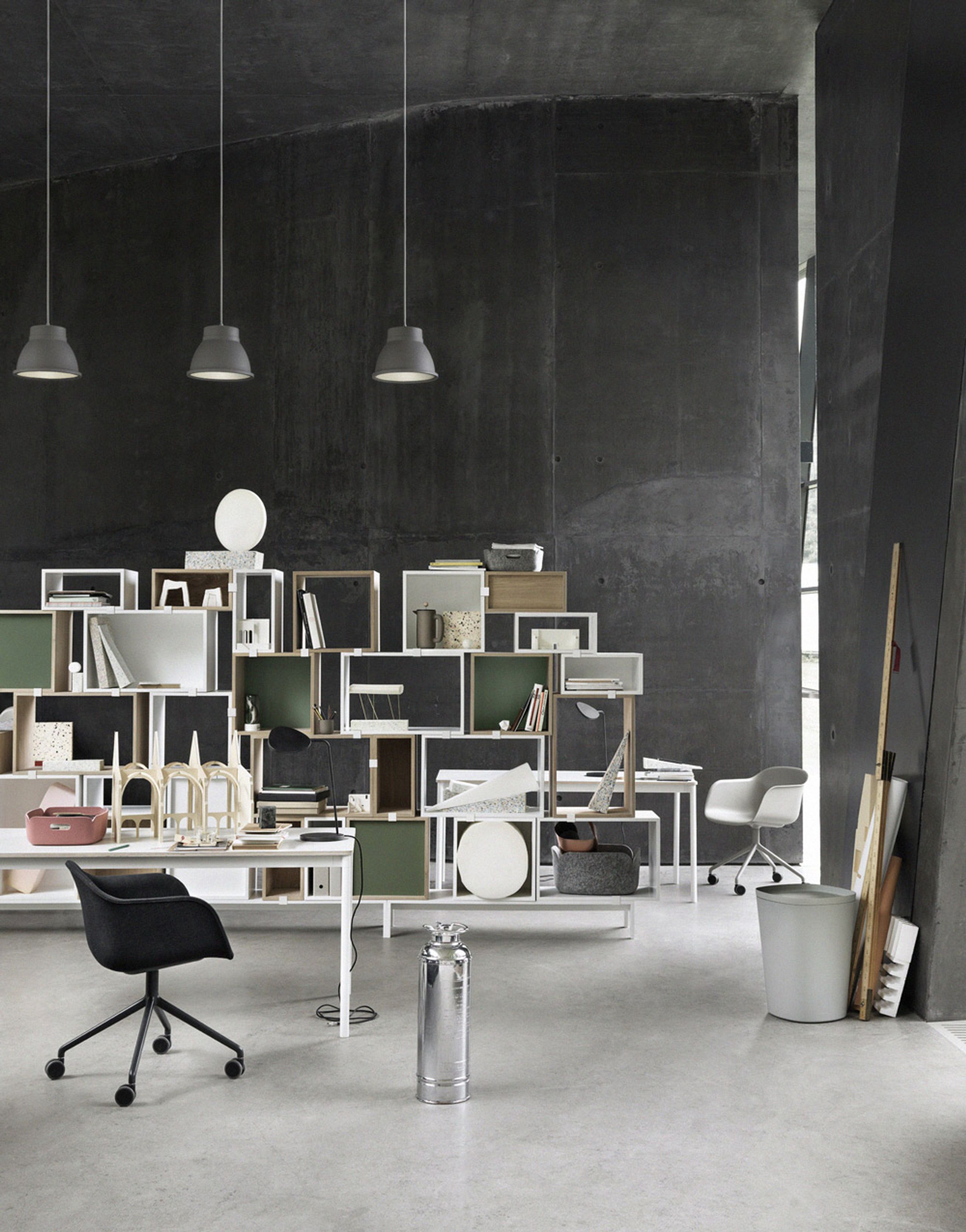 Muuto - Hylde - Stacked Storage System / Small - Backboard - Light Grey