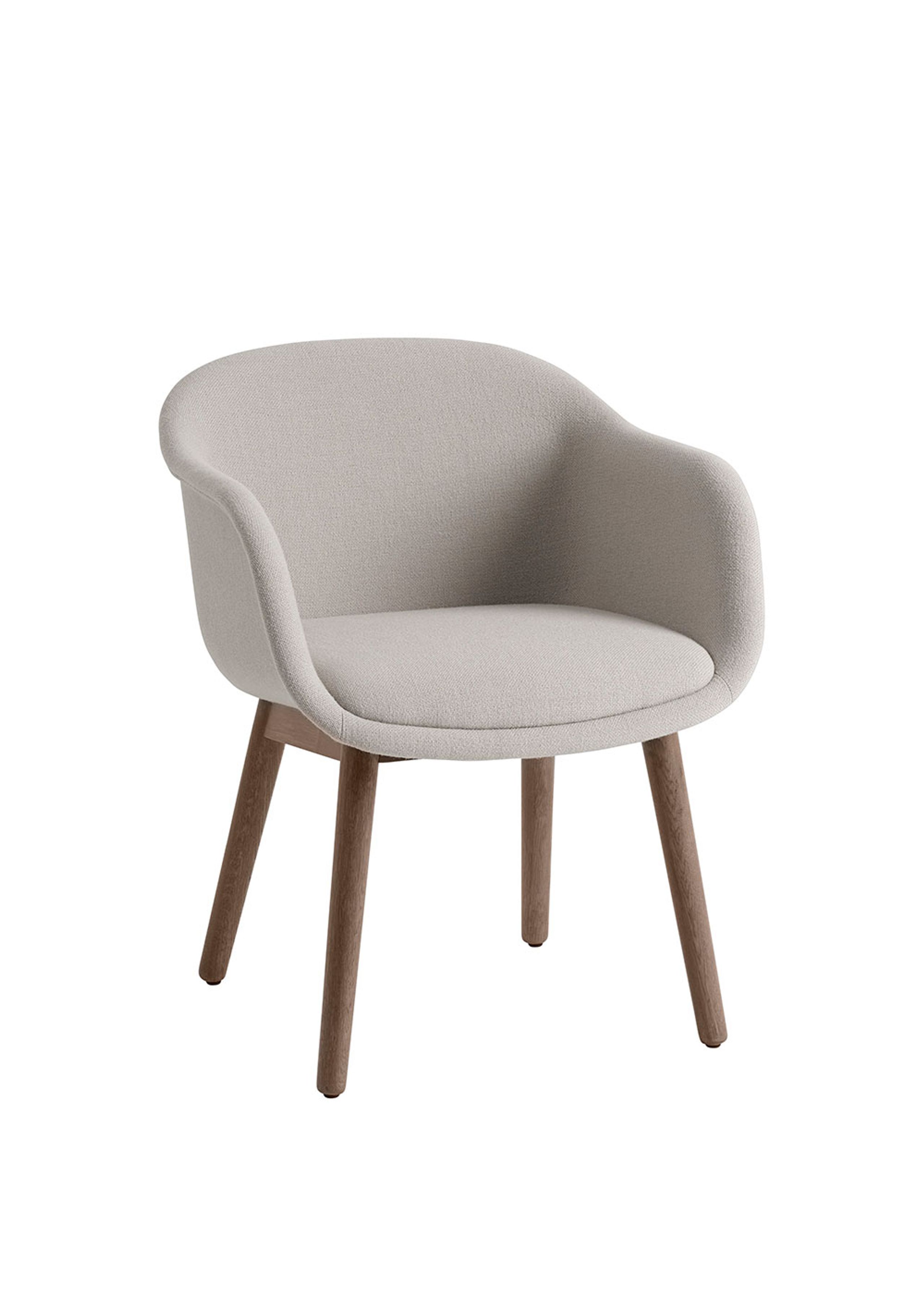 Muuto - Kontorsstol - Fiber Conference Armchair - Hallingdal 133 / Stained Dark Brown / Wood Base